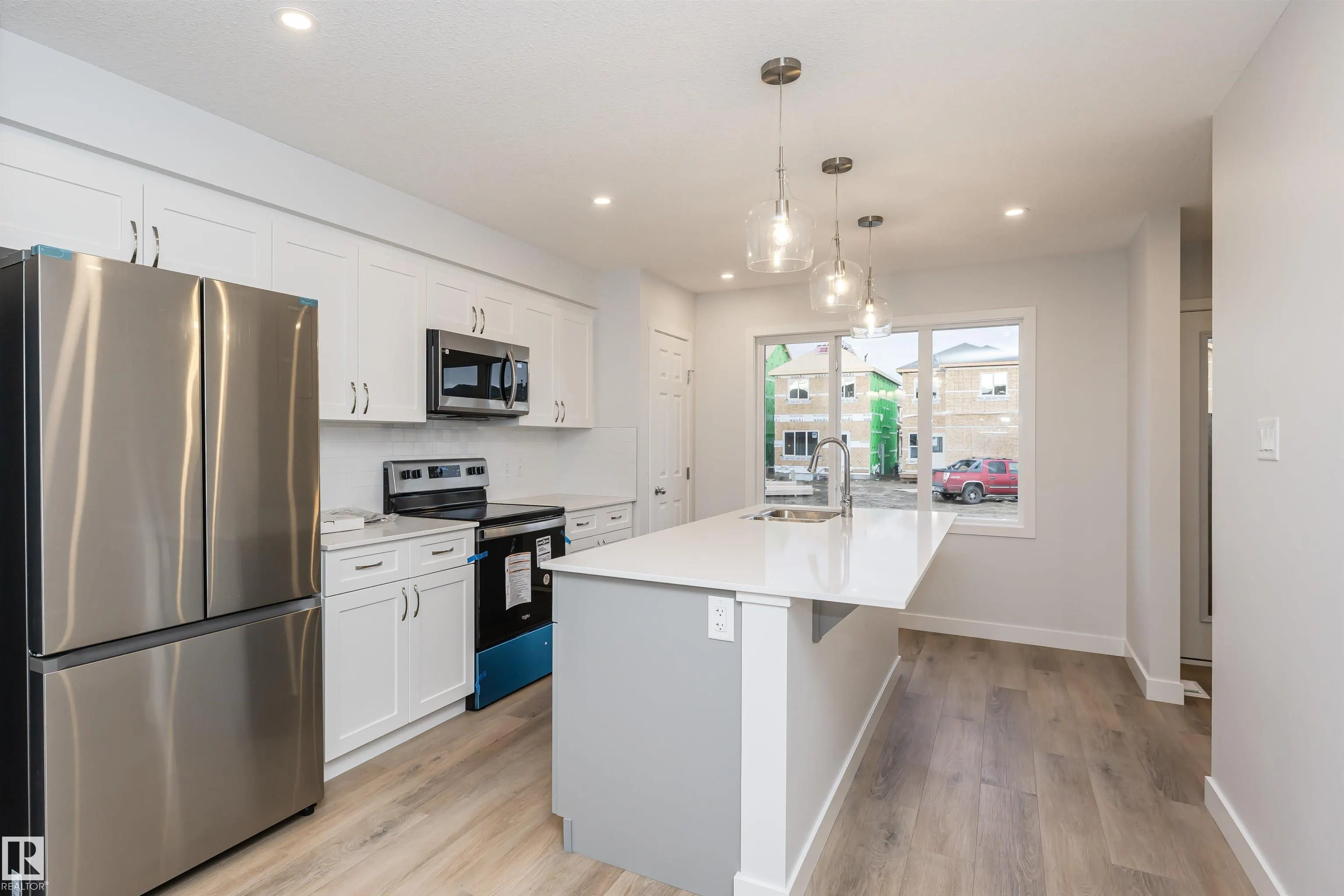 9566 CARSON BEND
