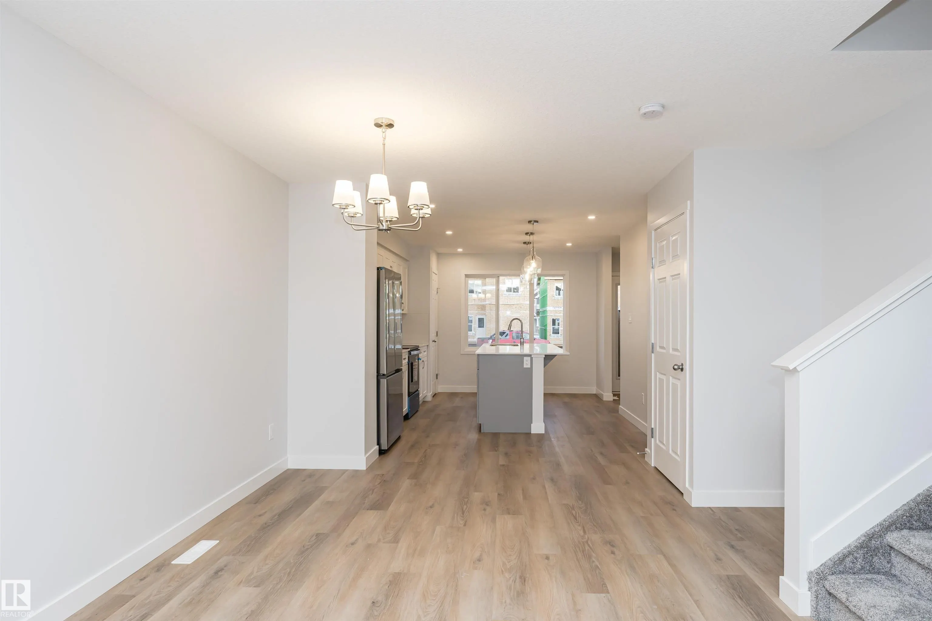 9566 CARSON BEND