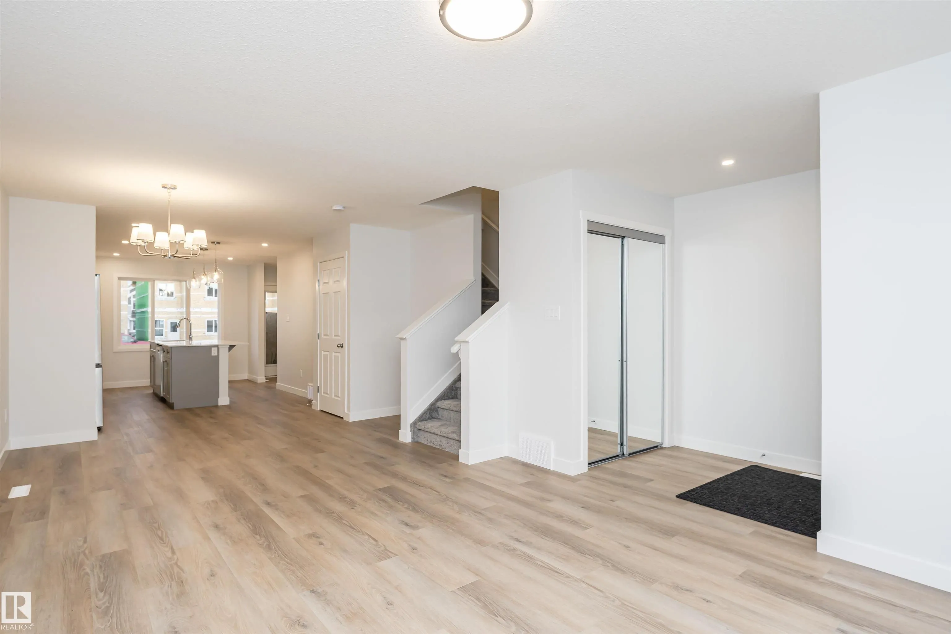 9566 CARSON BEND