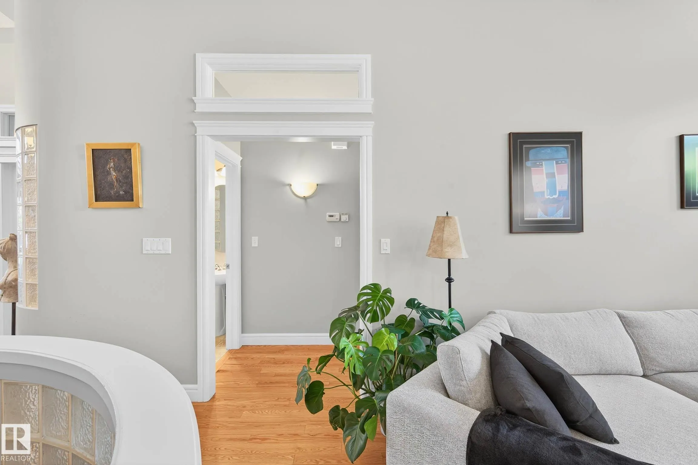 13 OAKCREST Terrace