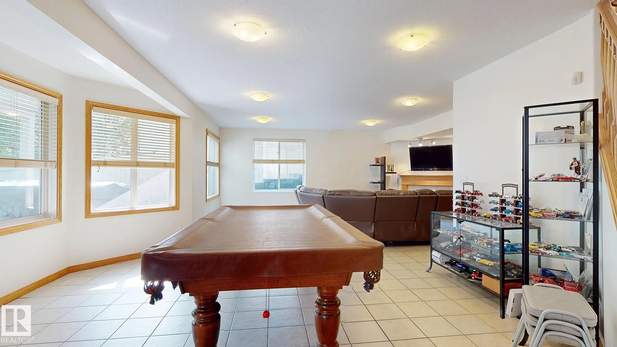 7 KINGSBURY Crescent