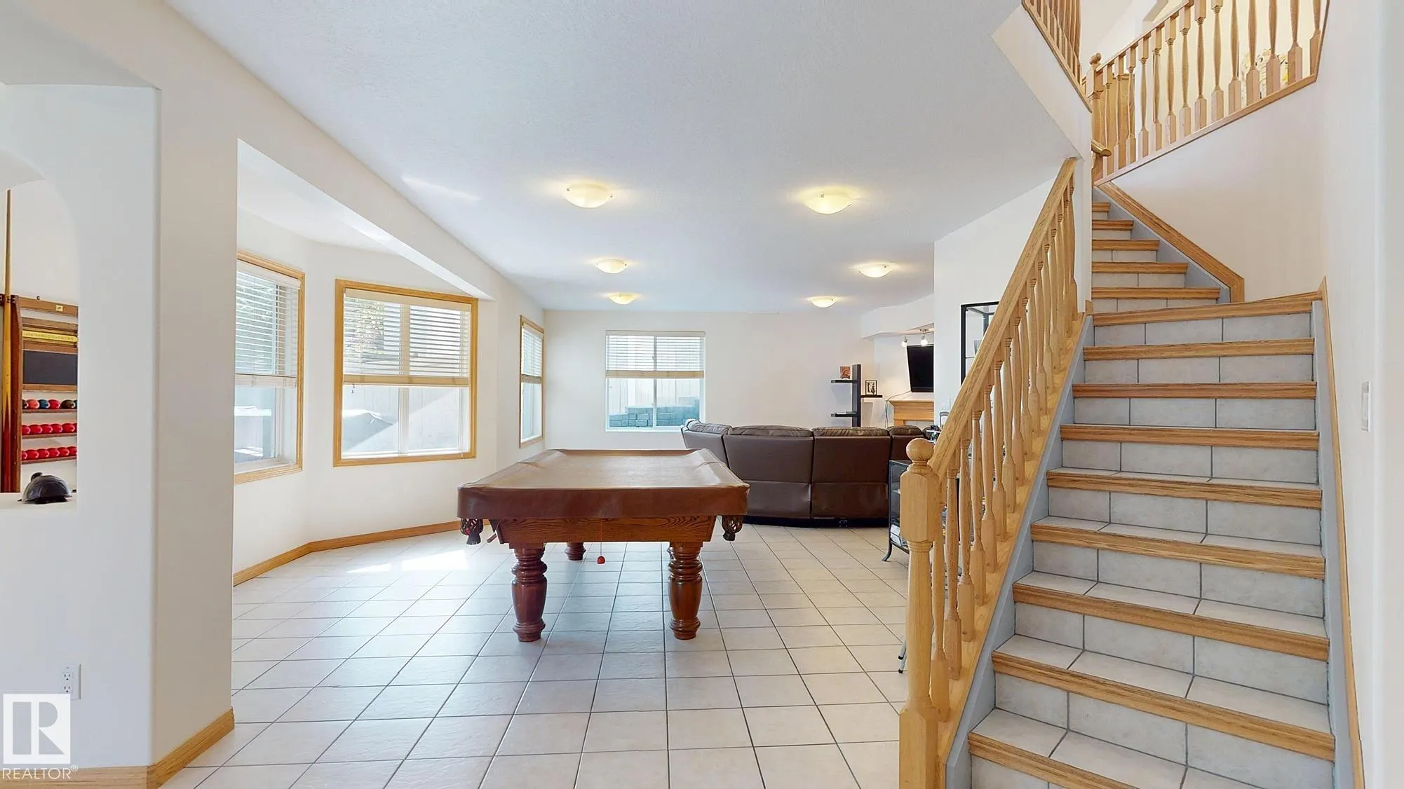 7 KINGSBURY Crescent