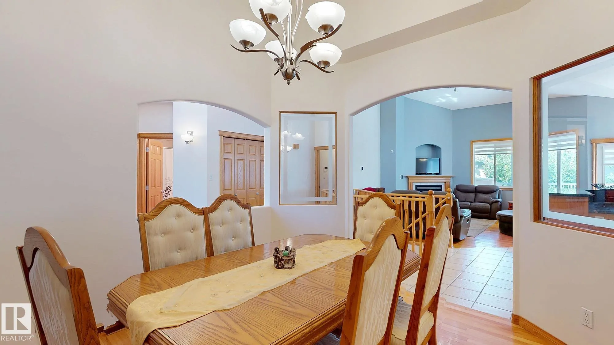 7 KINGSBURY Crescent