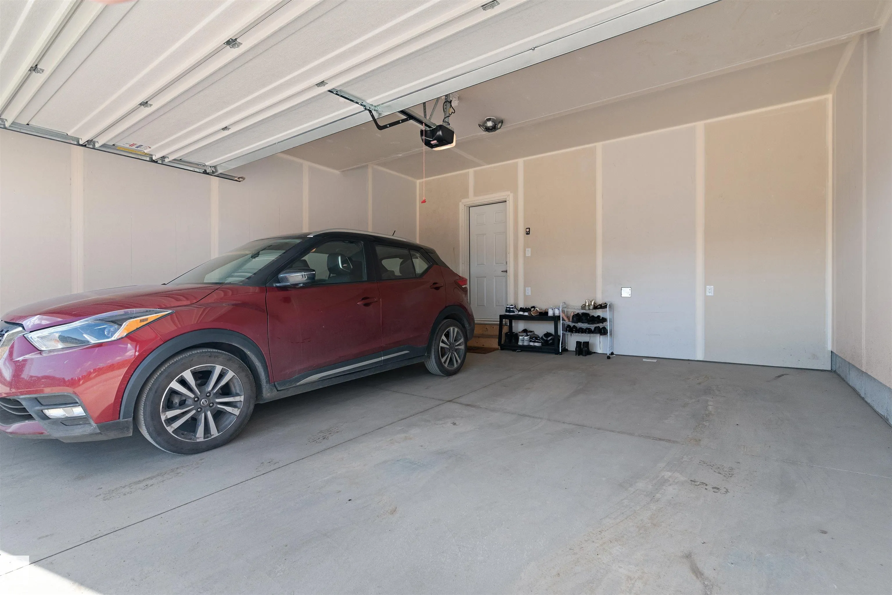 1056 Crestview TC