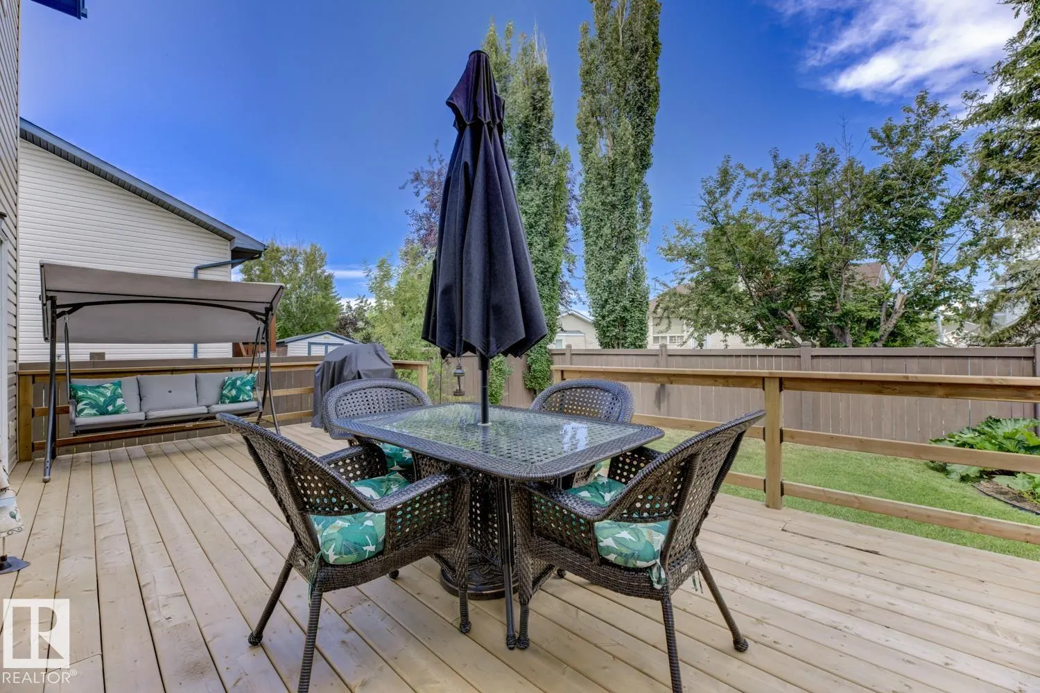 8 LAKEWOOD Cove