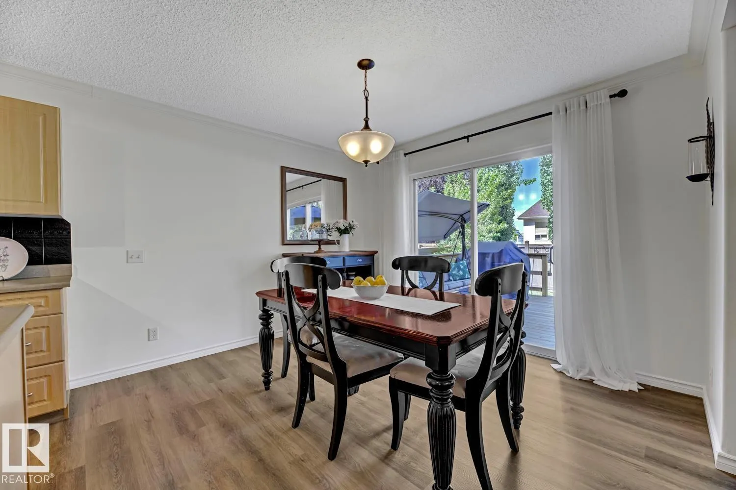 8 LAKEWOOD Cove