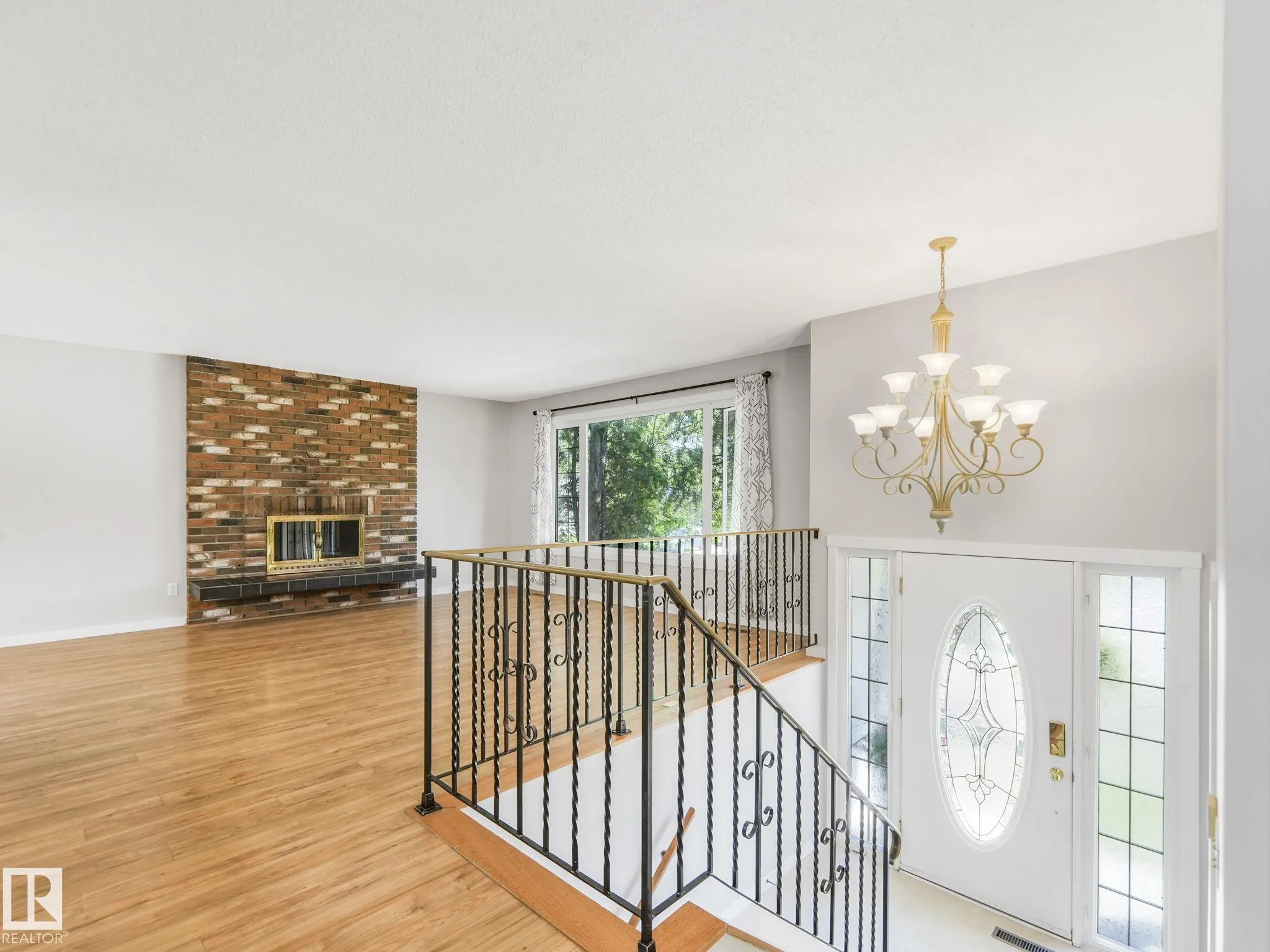 39 ONTARIO Crescent