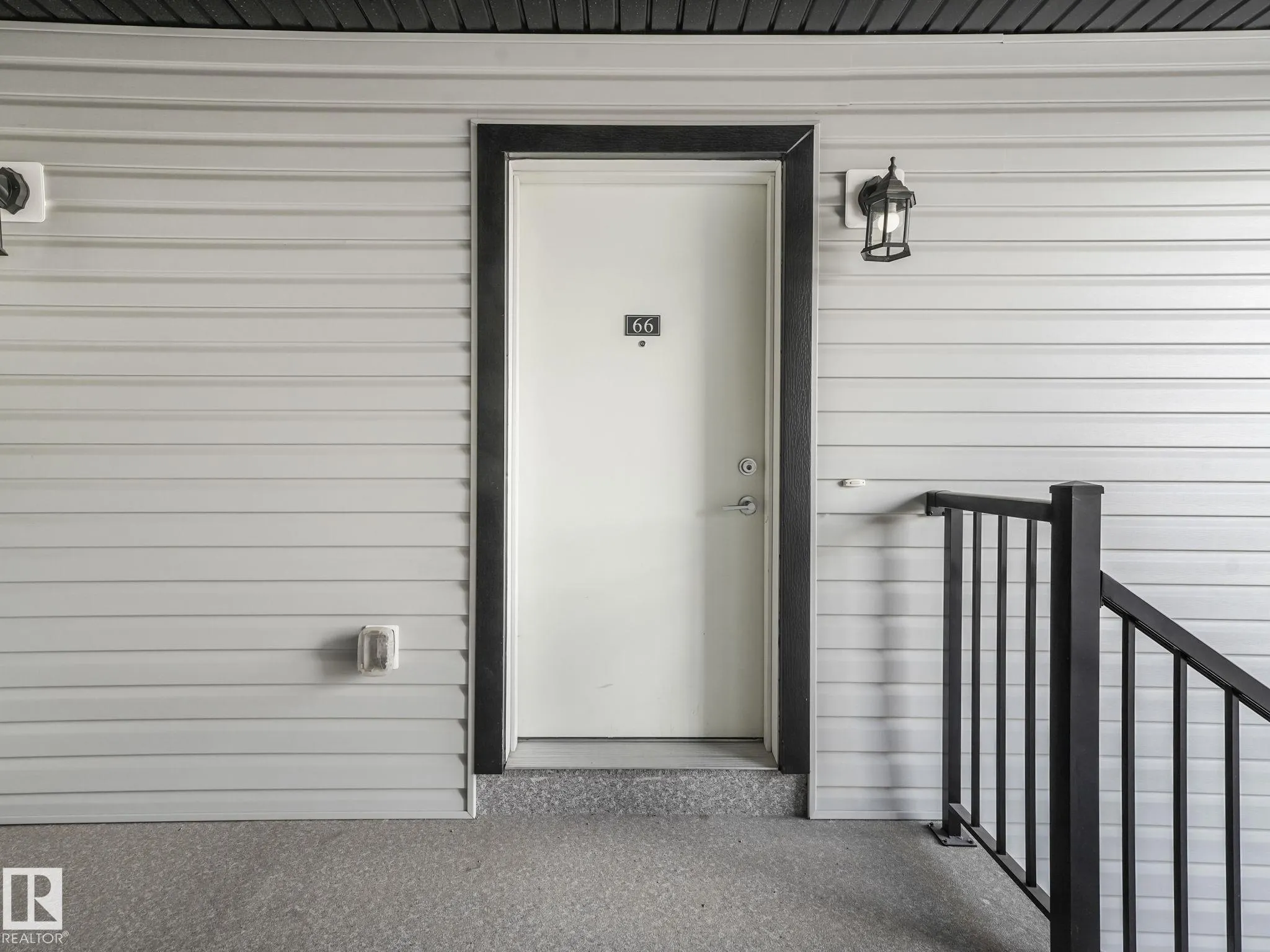 446 ALLARD Boulevard