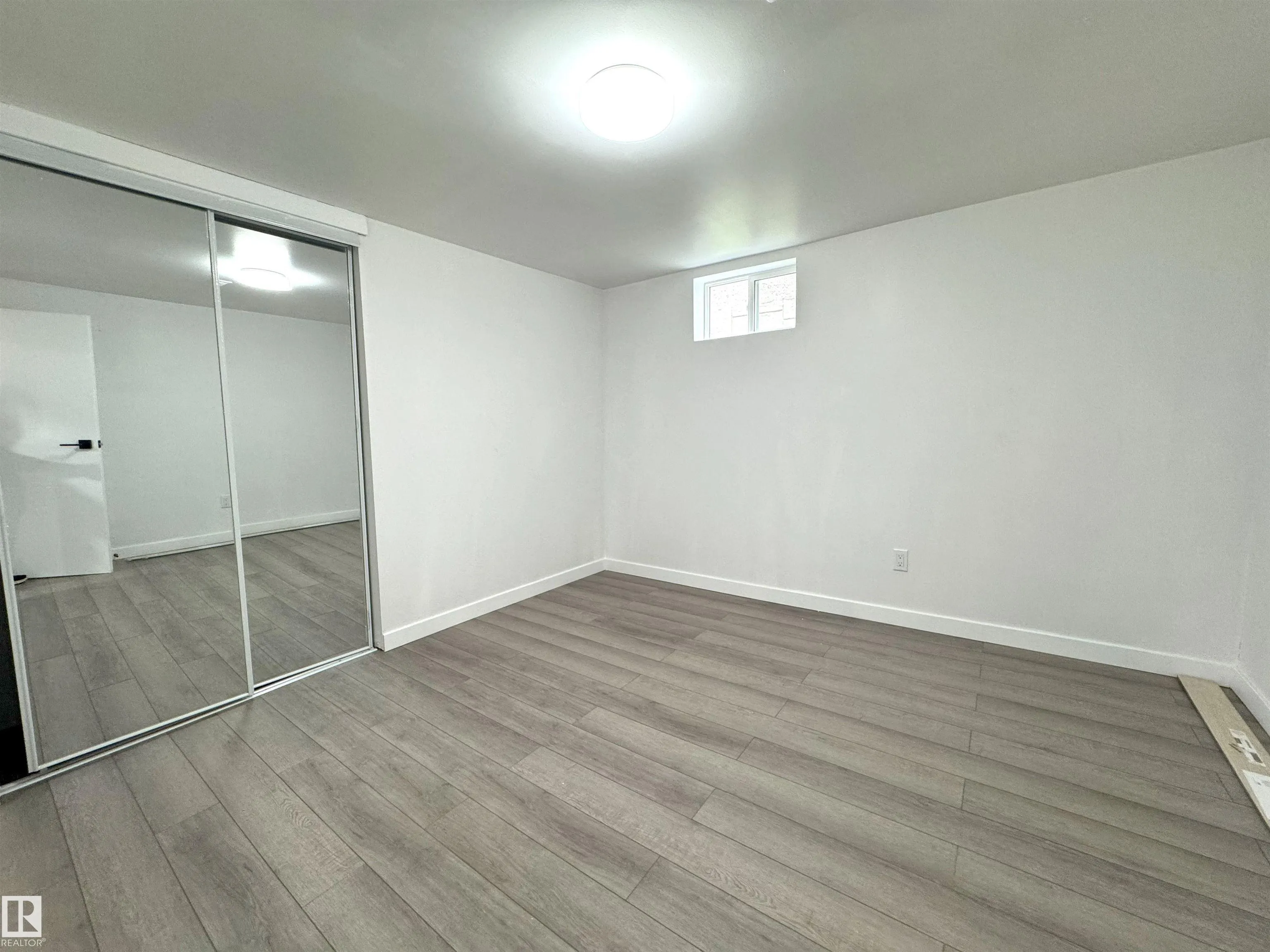 11840 70 Street