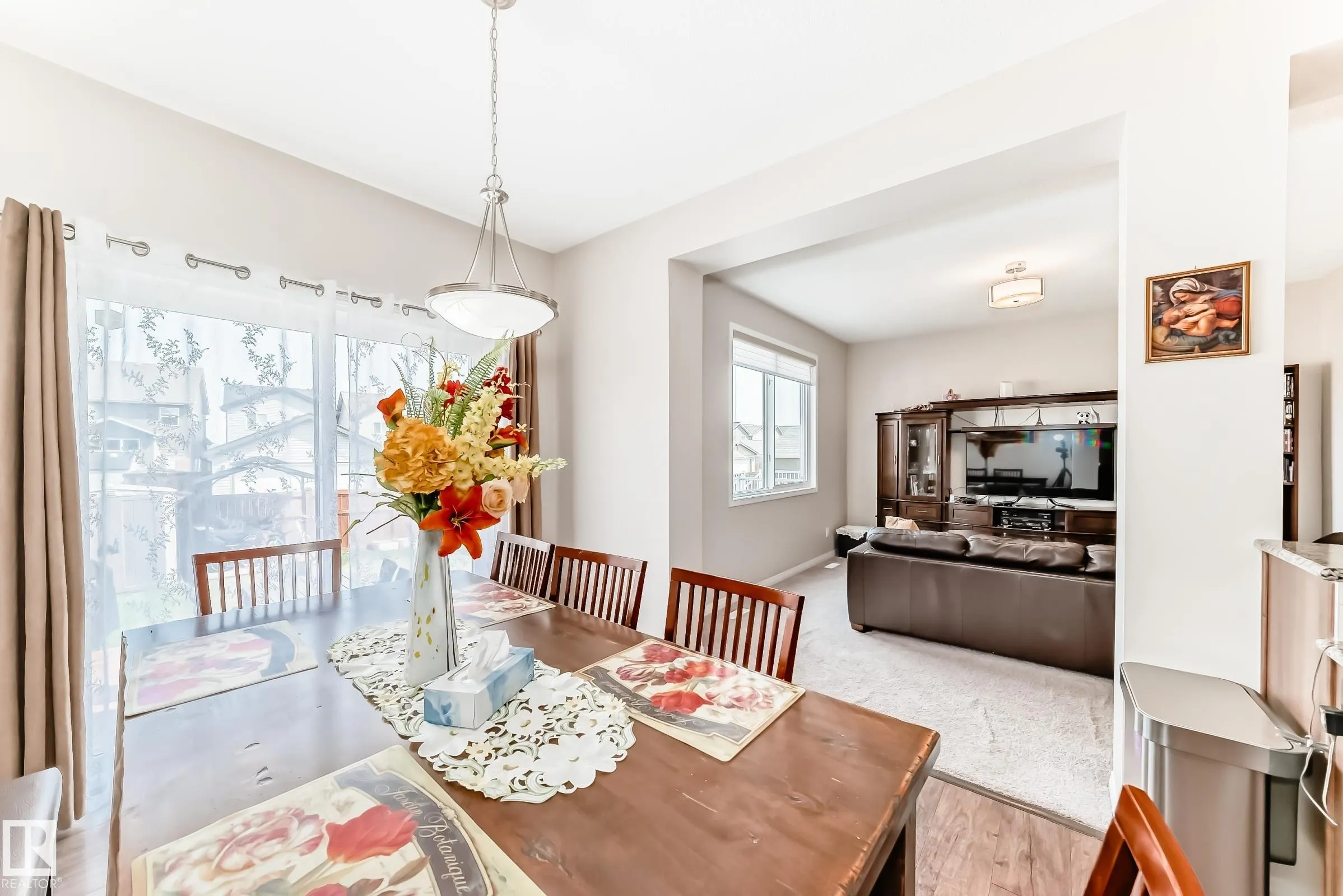 5870 ANTHONY Crescent