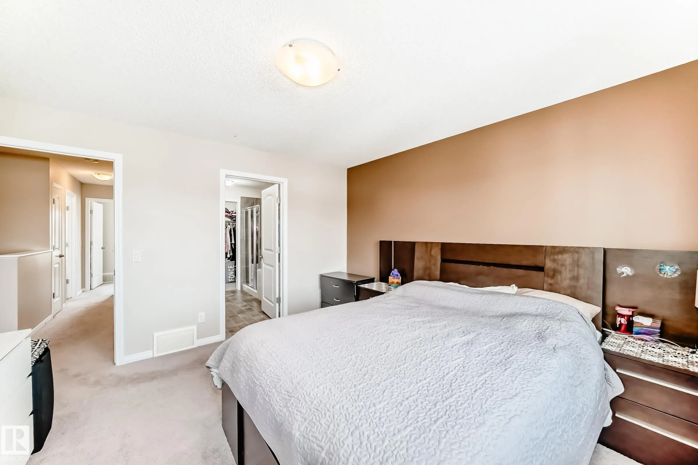 5870 ANTHONY Crescent