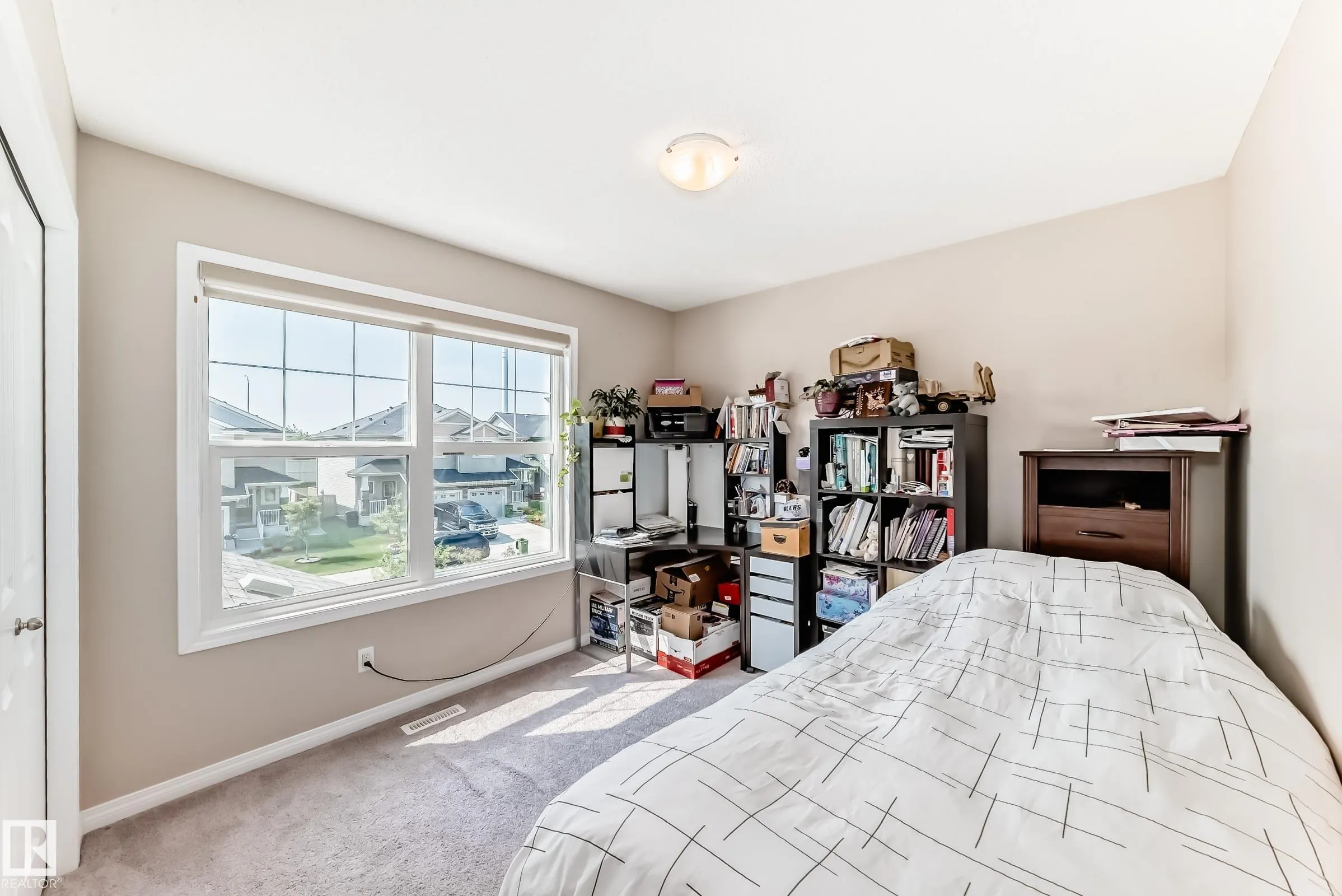 5870 ANTHONY Crescent