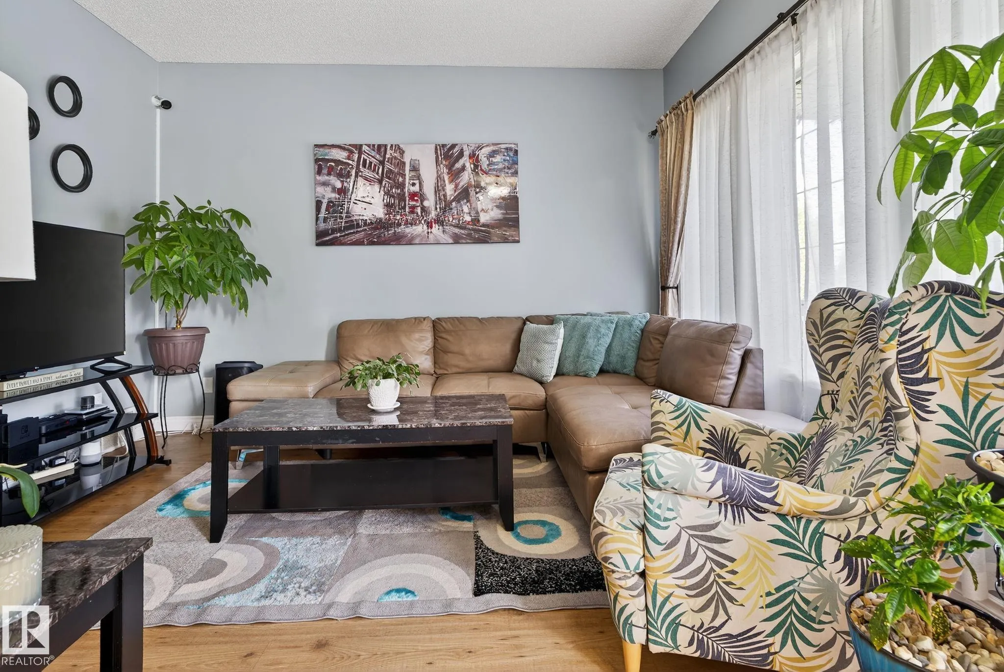 38 BIRCHGLEN Crescent