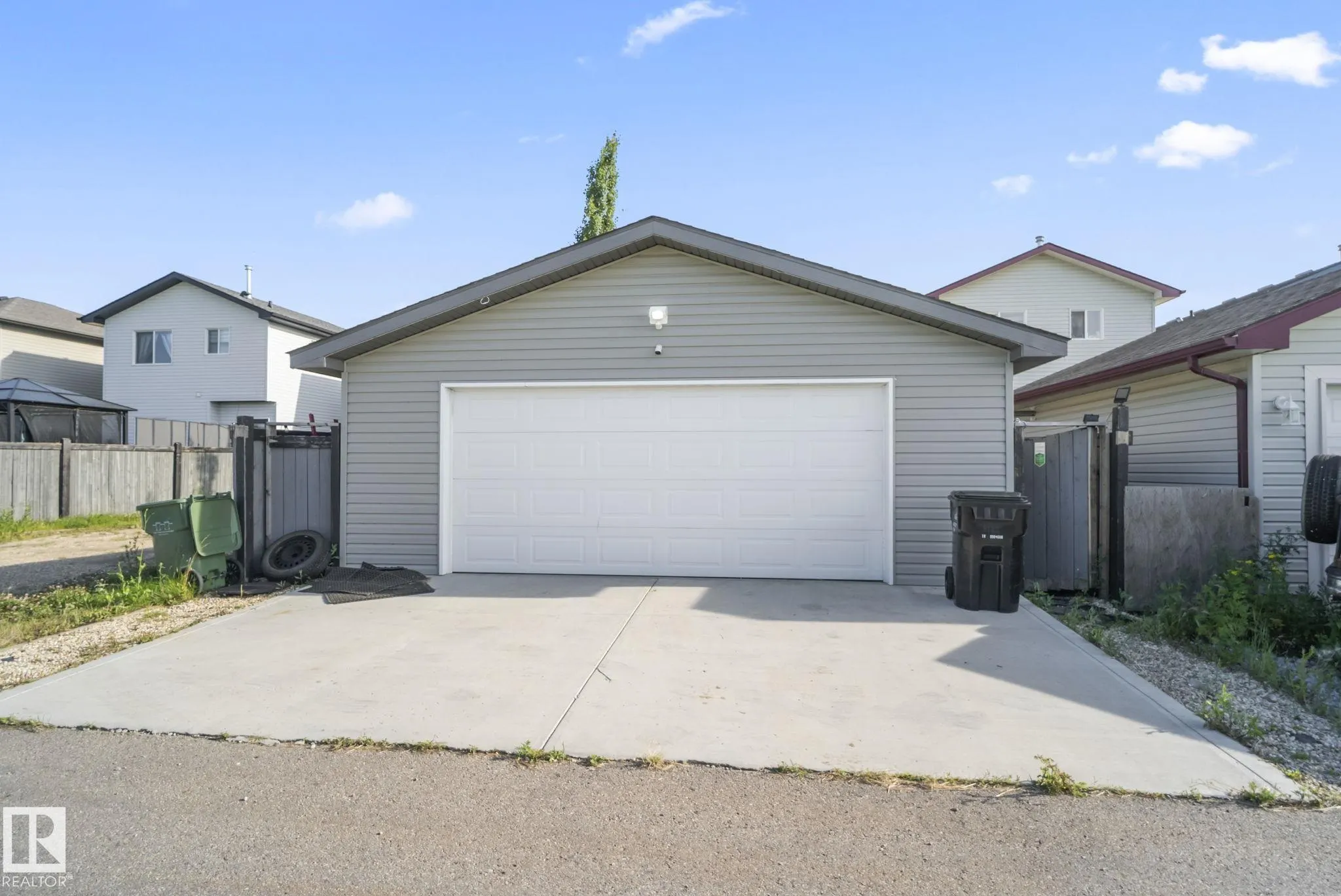38 BIRCHGLEN Crescent
