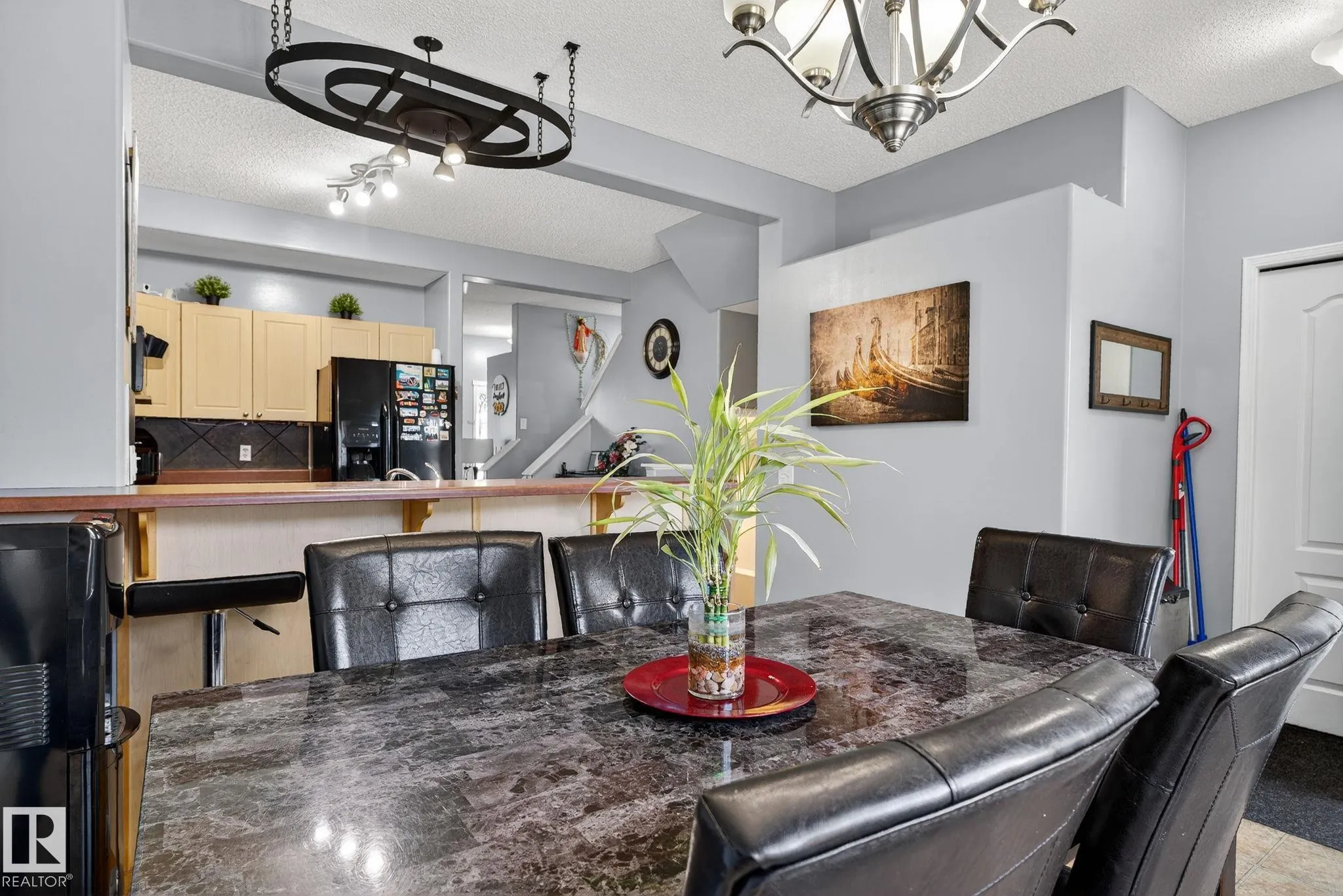 38 BIRCHGLEN Crescent