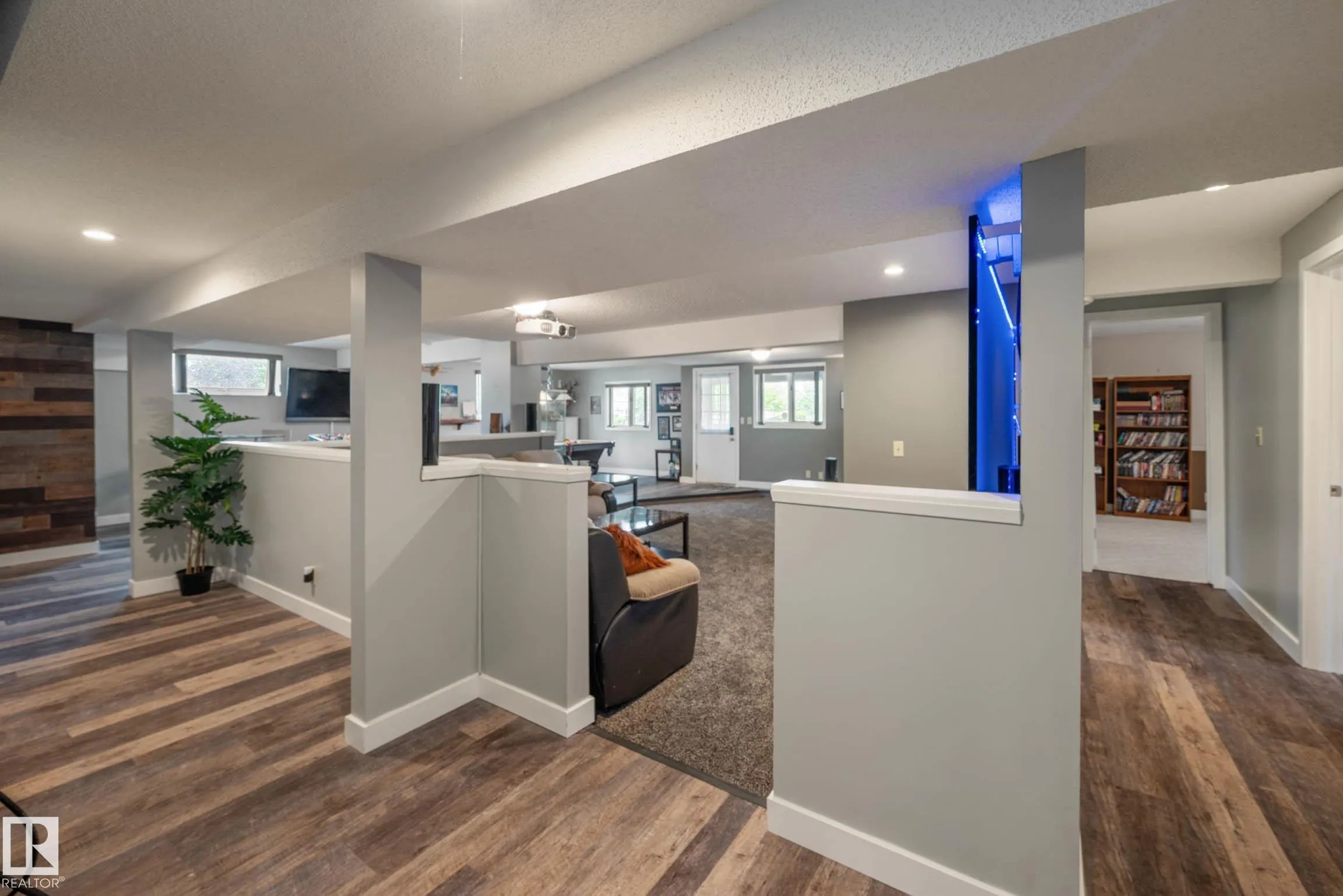 7 FIELDSTONE Cove