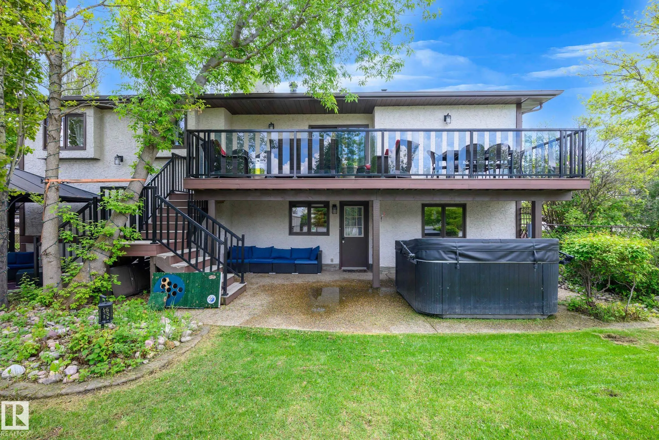 7 FIELDSTONE Cove