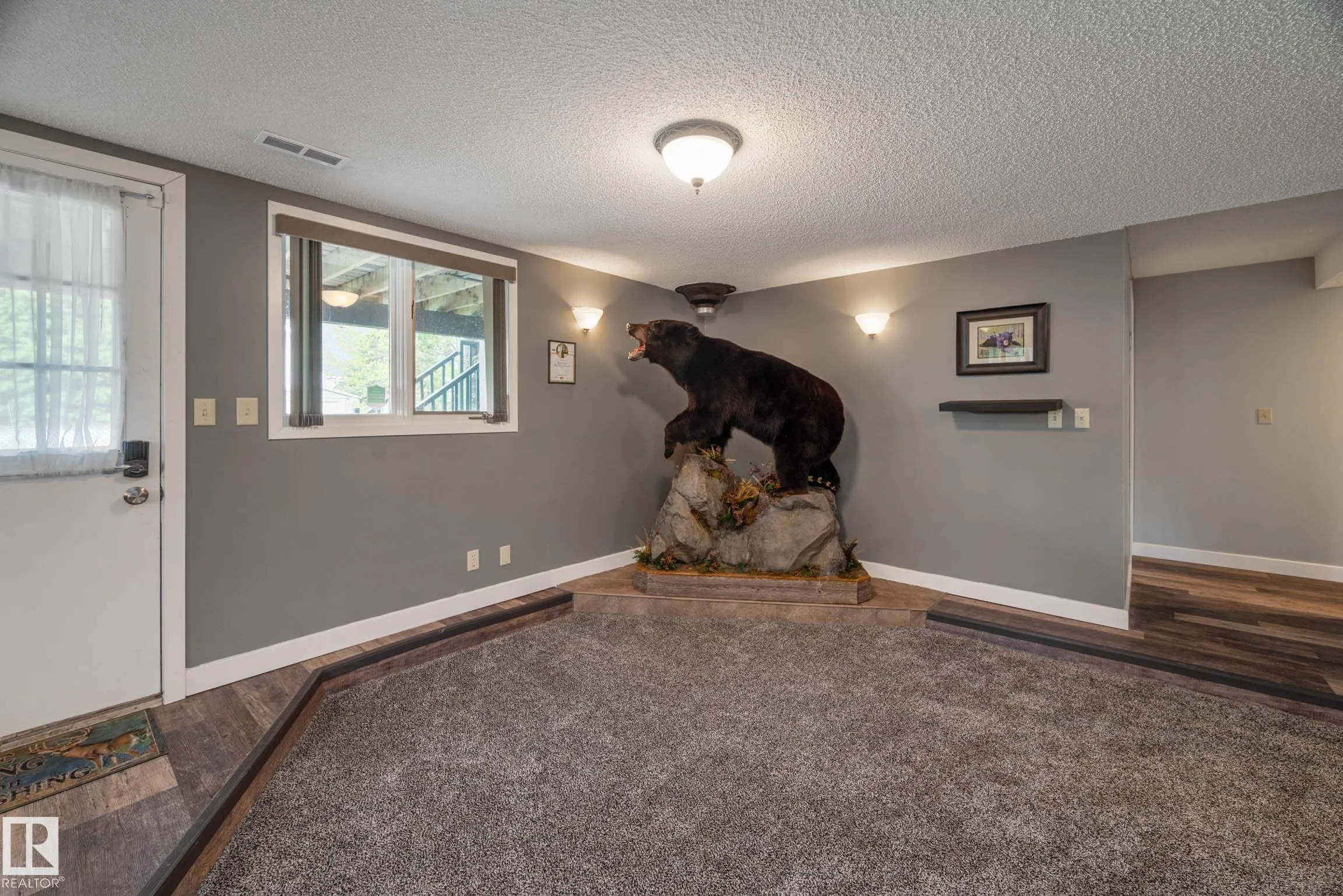 7 FIELDSTONE Cove
