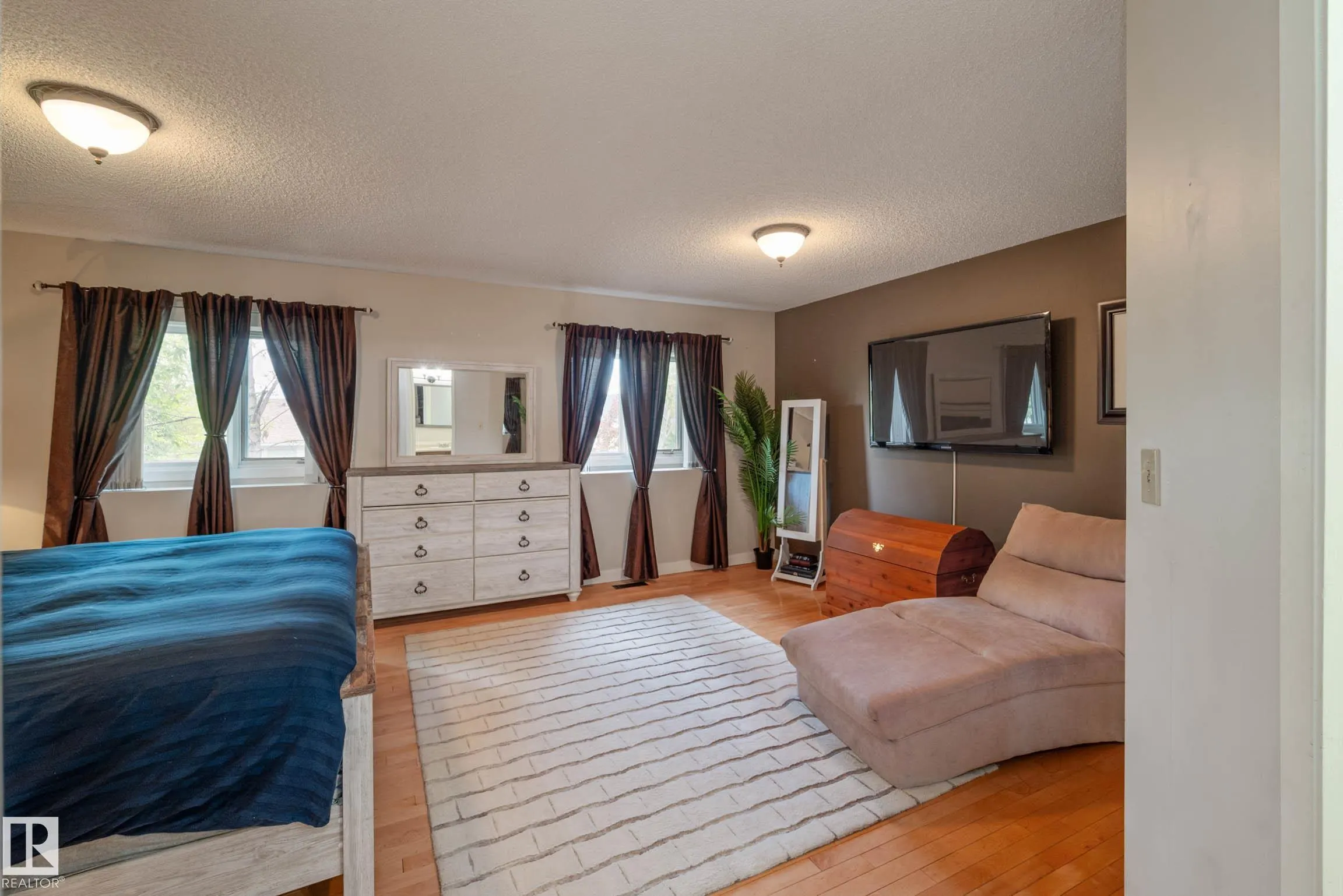 7 FIELDSTONE Cove