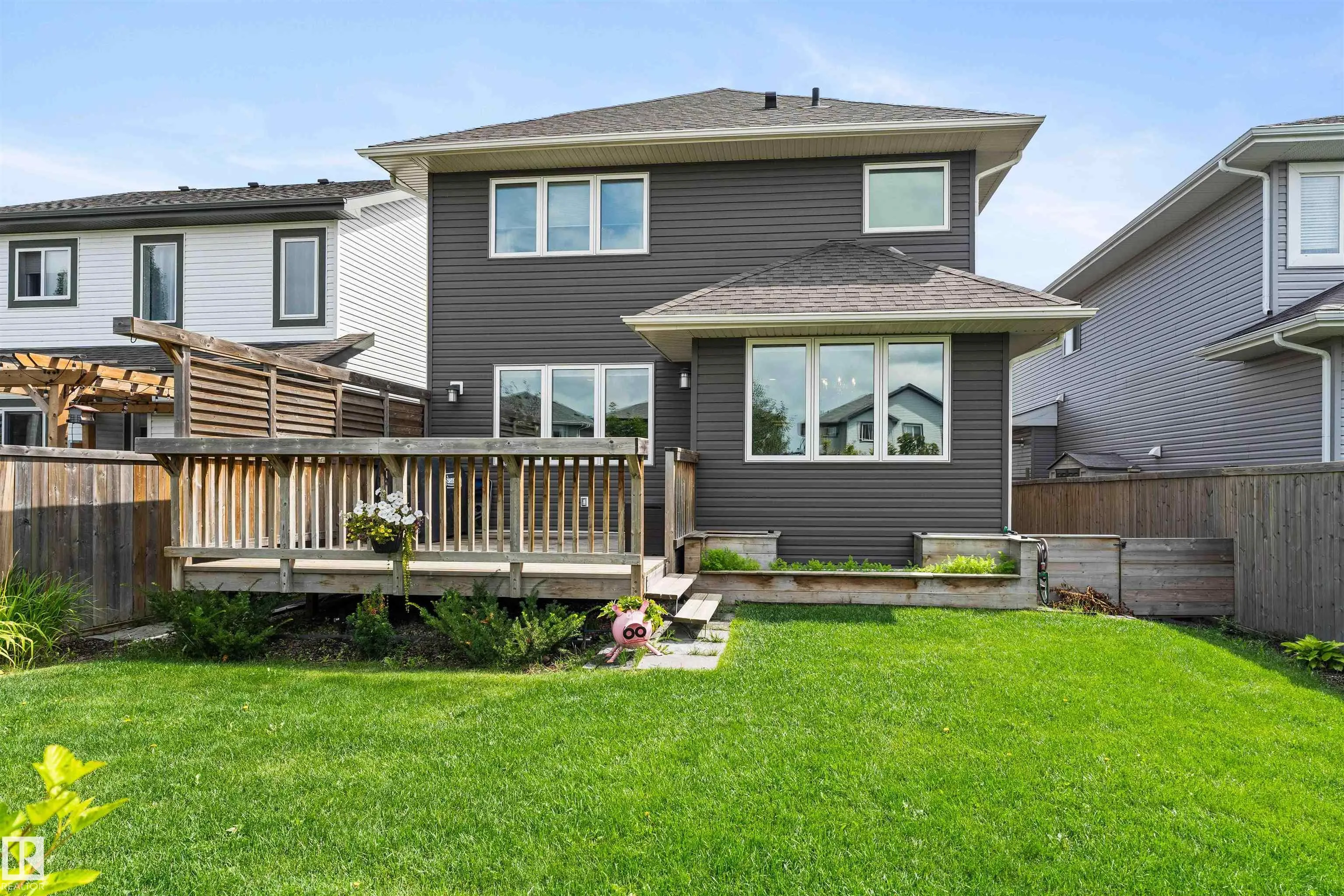 78 WOODHILL Lane