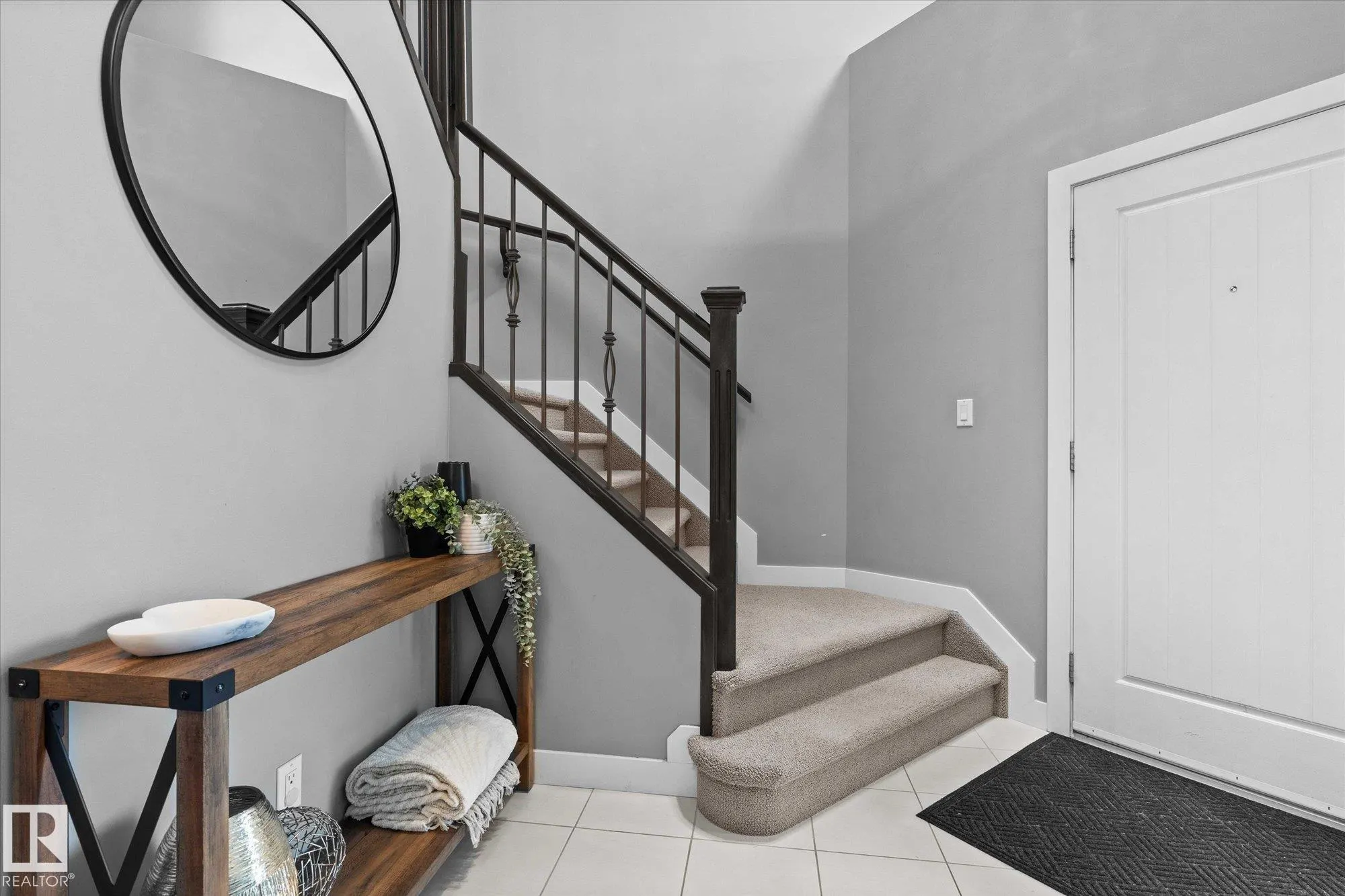 78 WOODHILL Lane