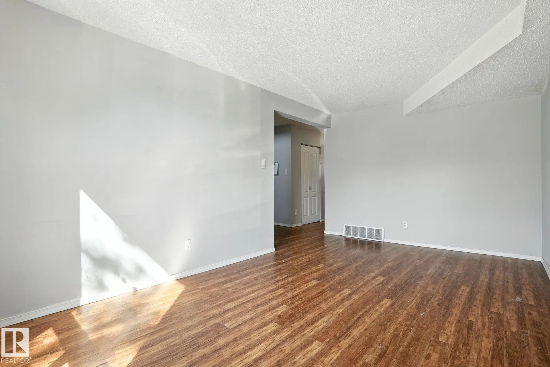 3108 142 Avenue