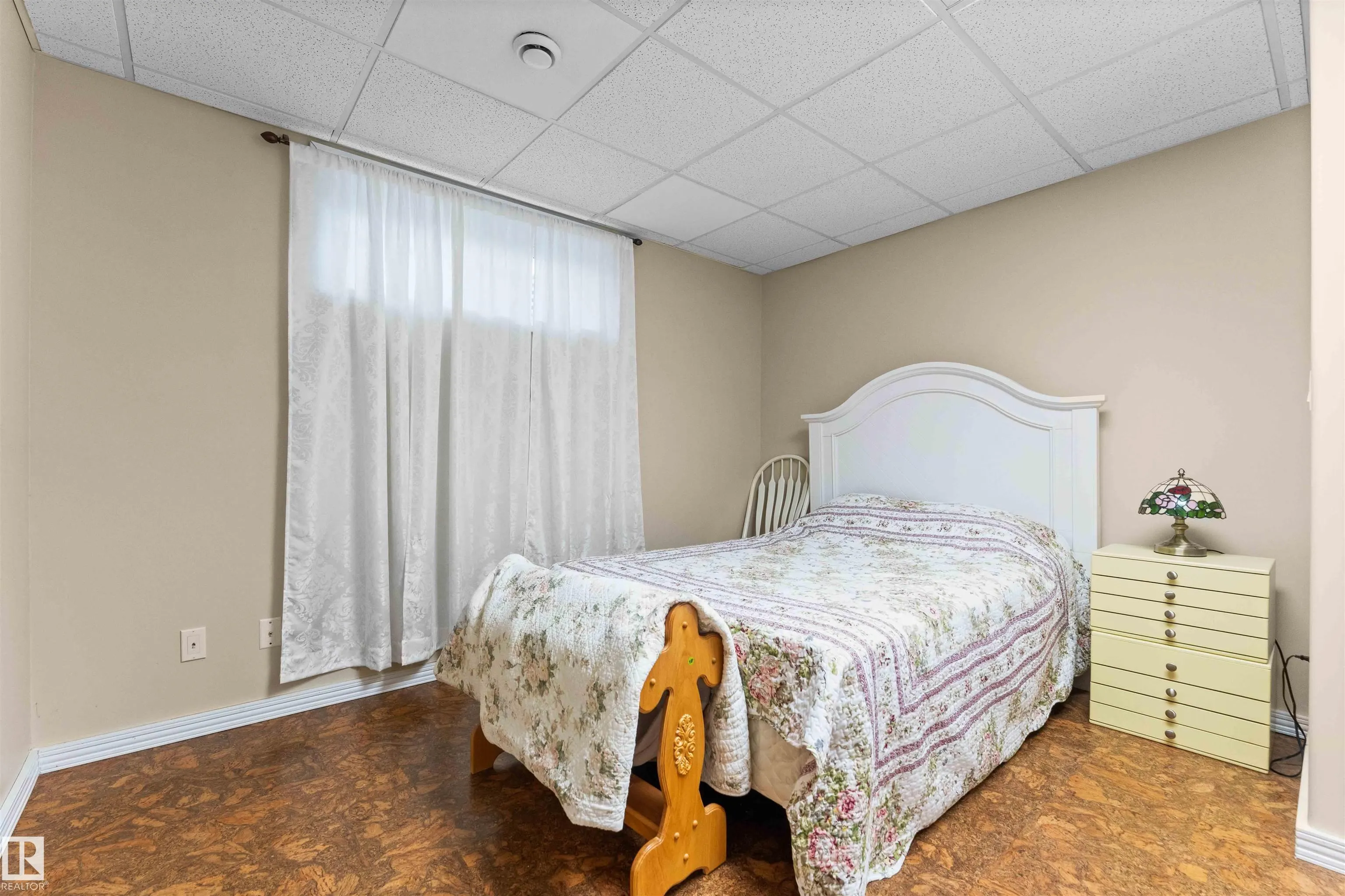 5 LAKEWOOD Cove