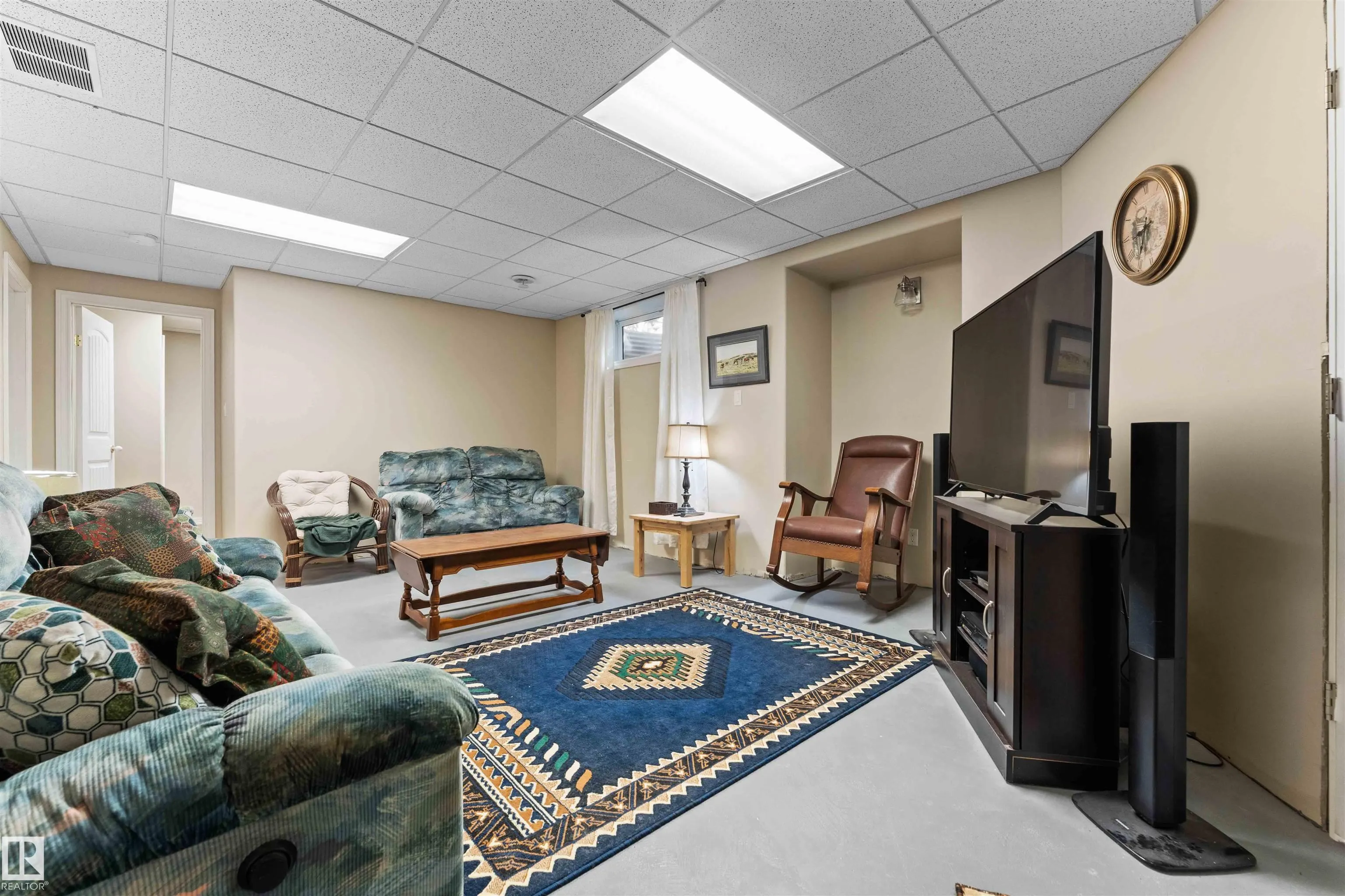 5 LAKEWOOD Cove
