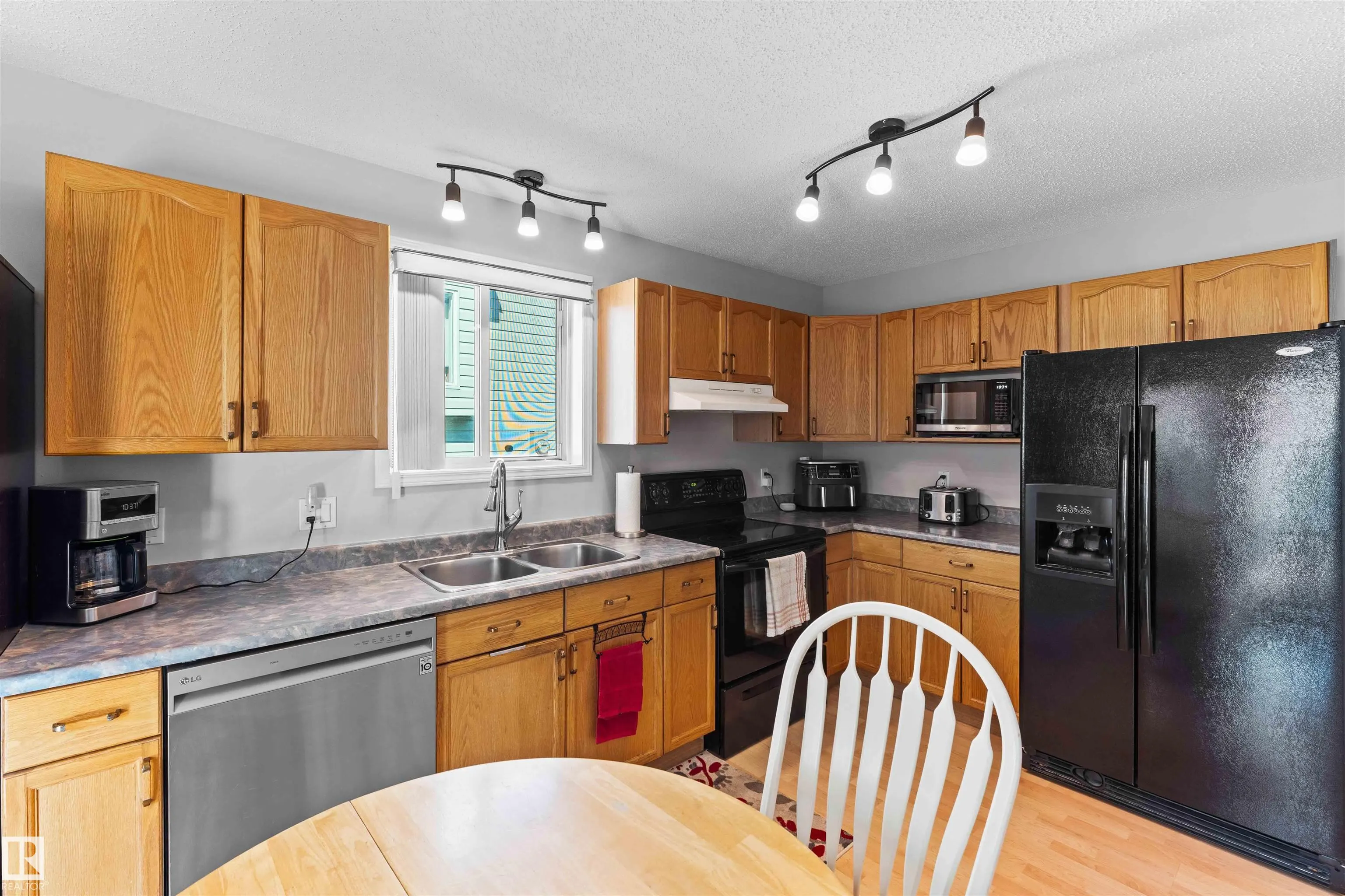 5 LAKEWOOD Cove