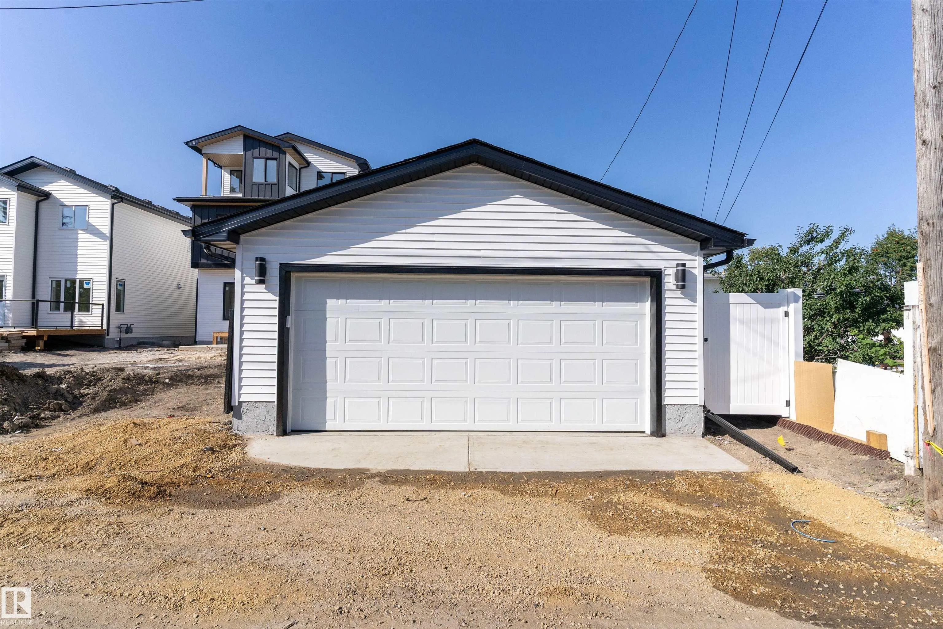 7505 Rowland Road