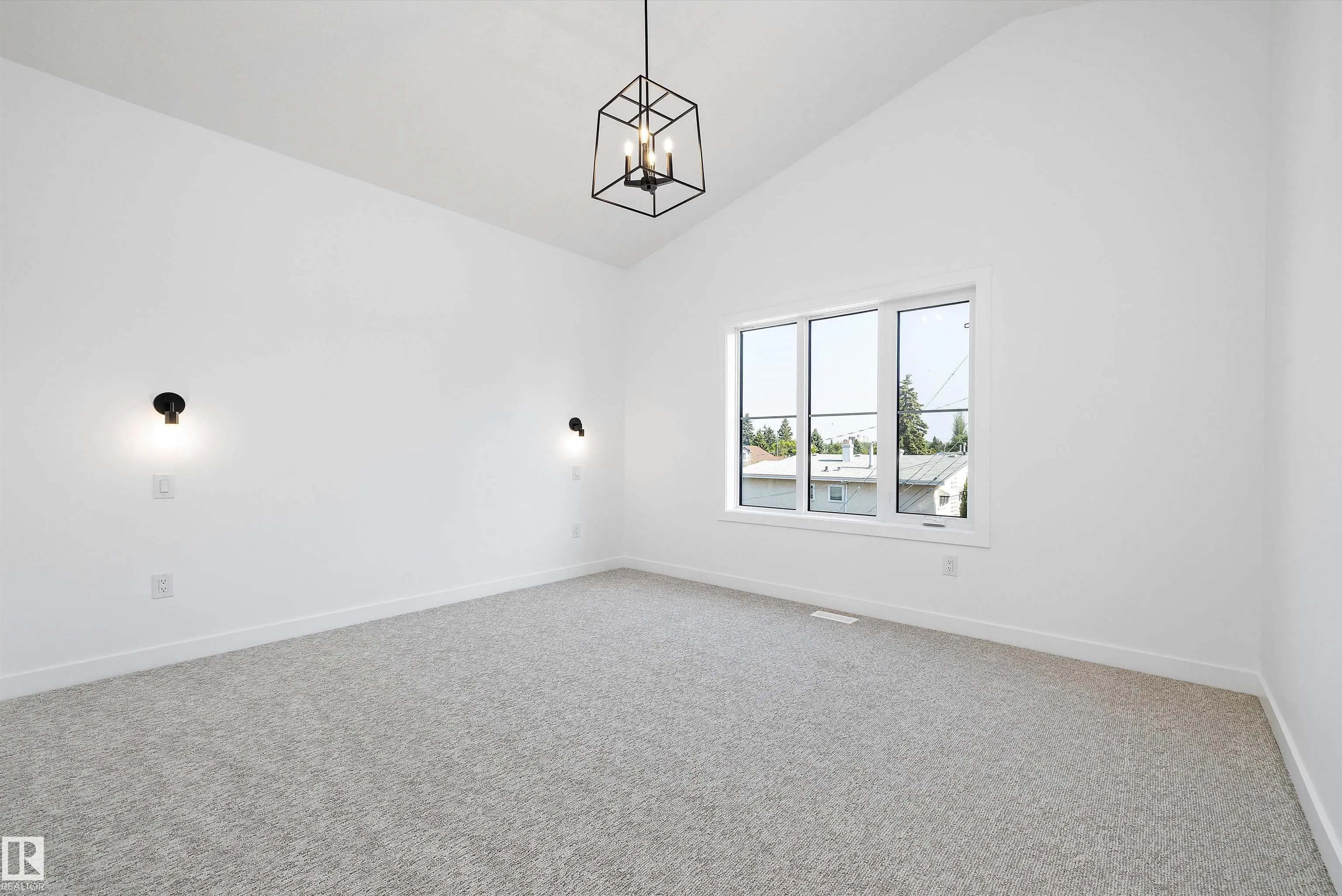 7505 Rowland Road