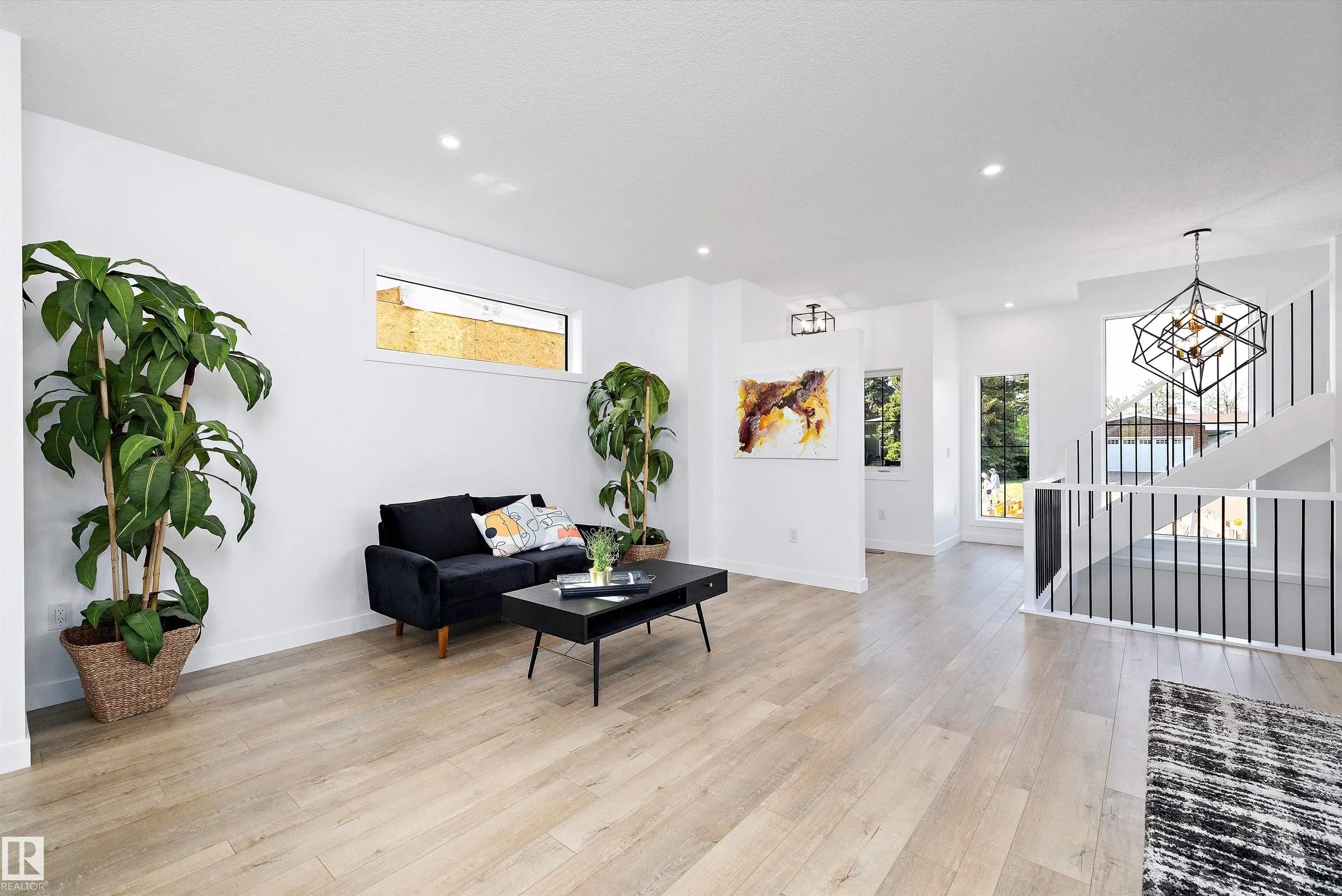 7505 Rowland Road