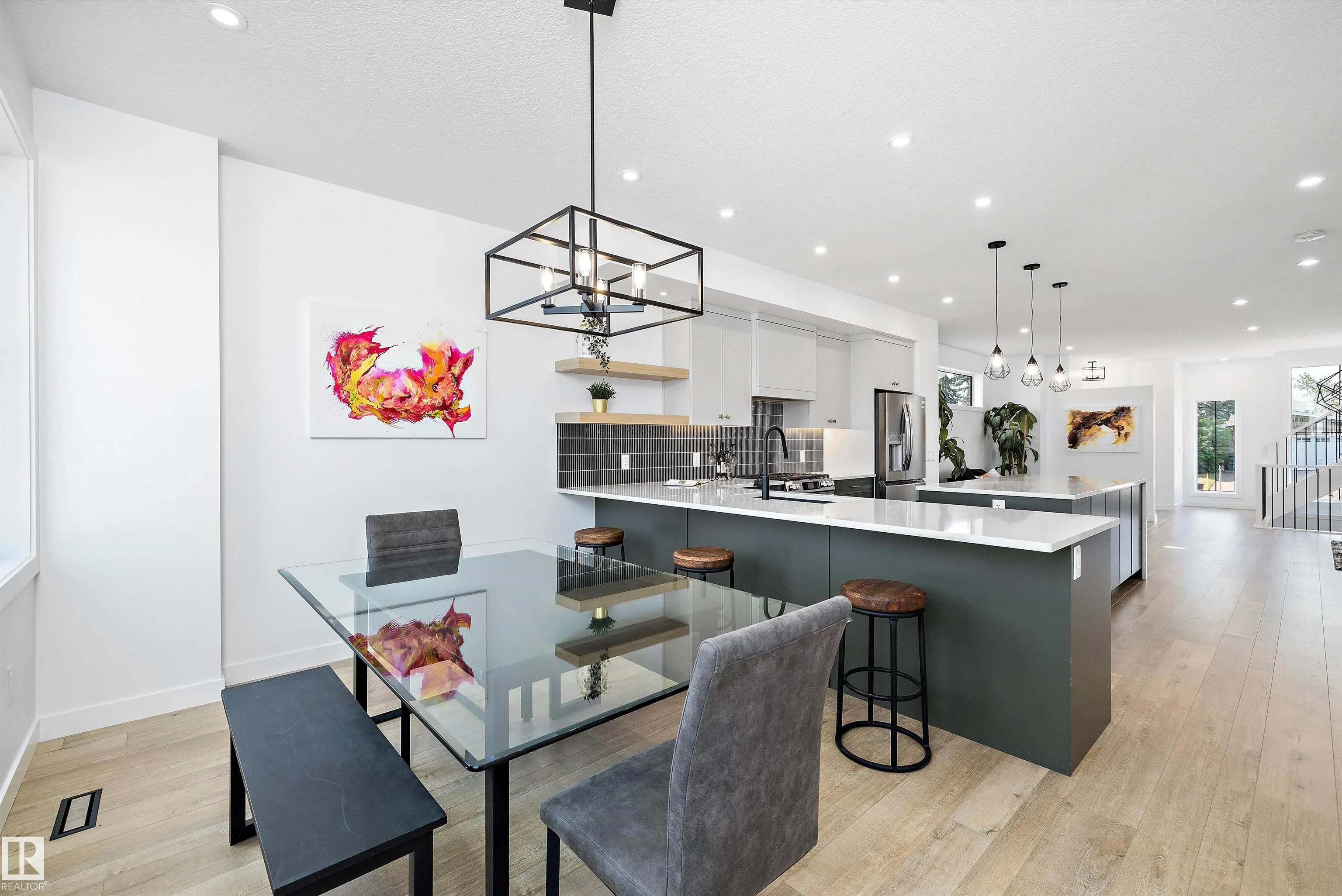 7505 Rowland Road