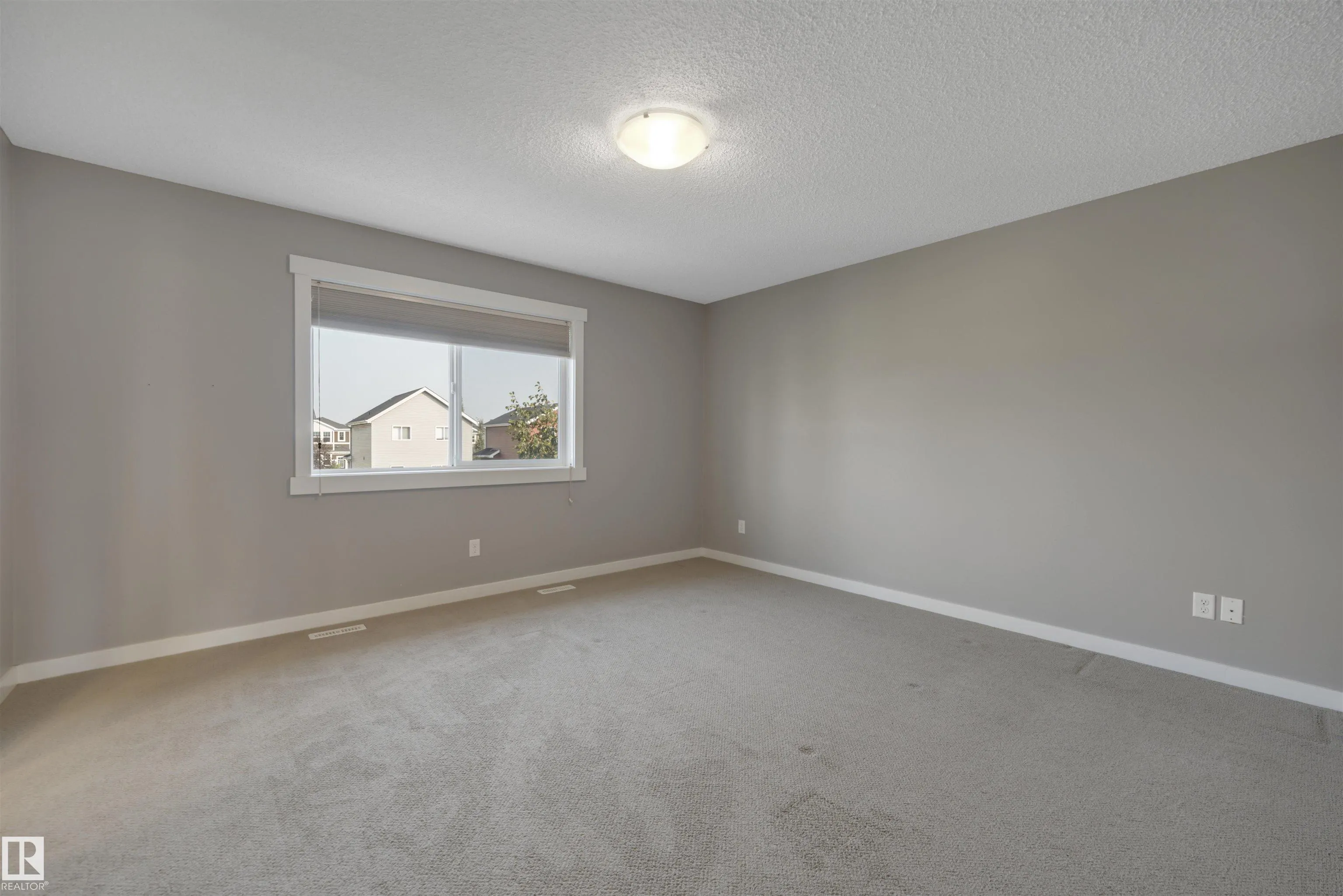 237 SHEPPARD Circle