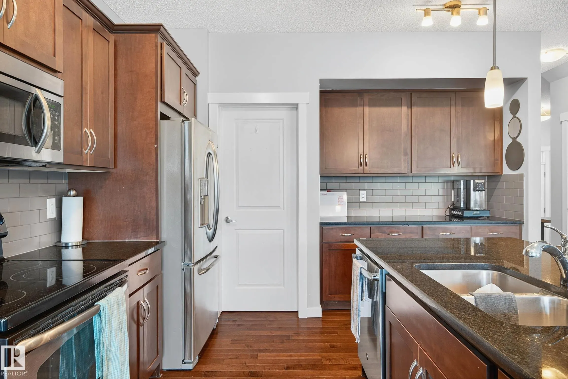 237 SHEPPARD Circle