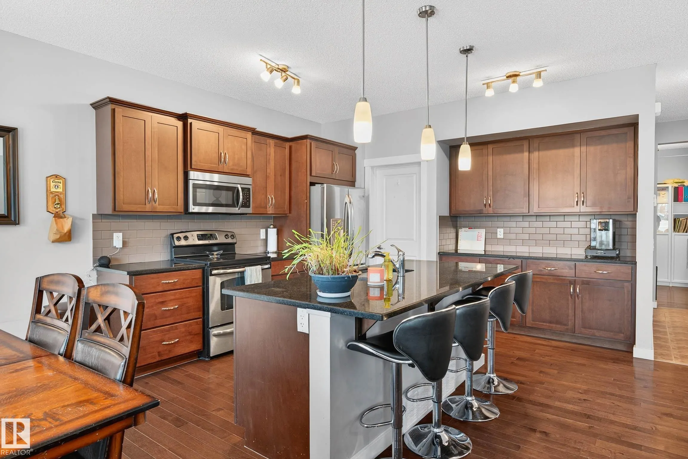 237 SHEPPARD Circle