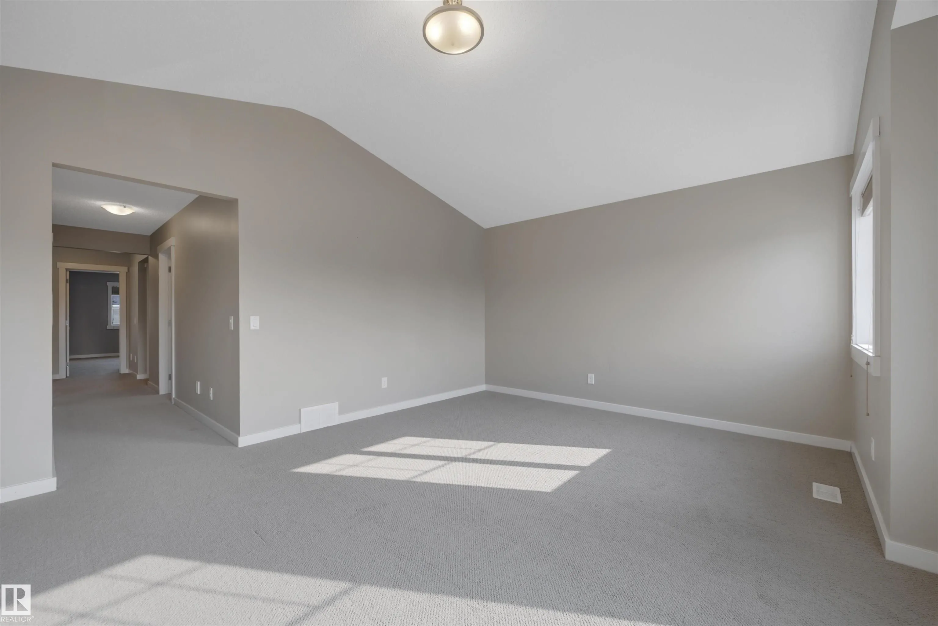 237 SHEPPARD Circle