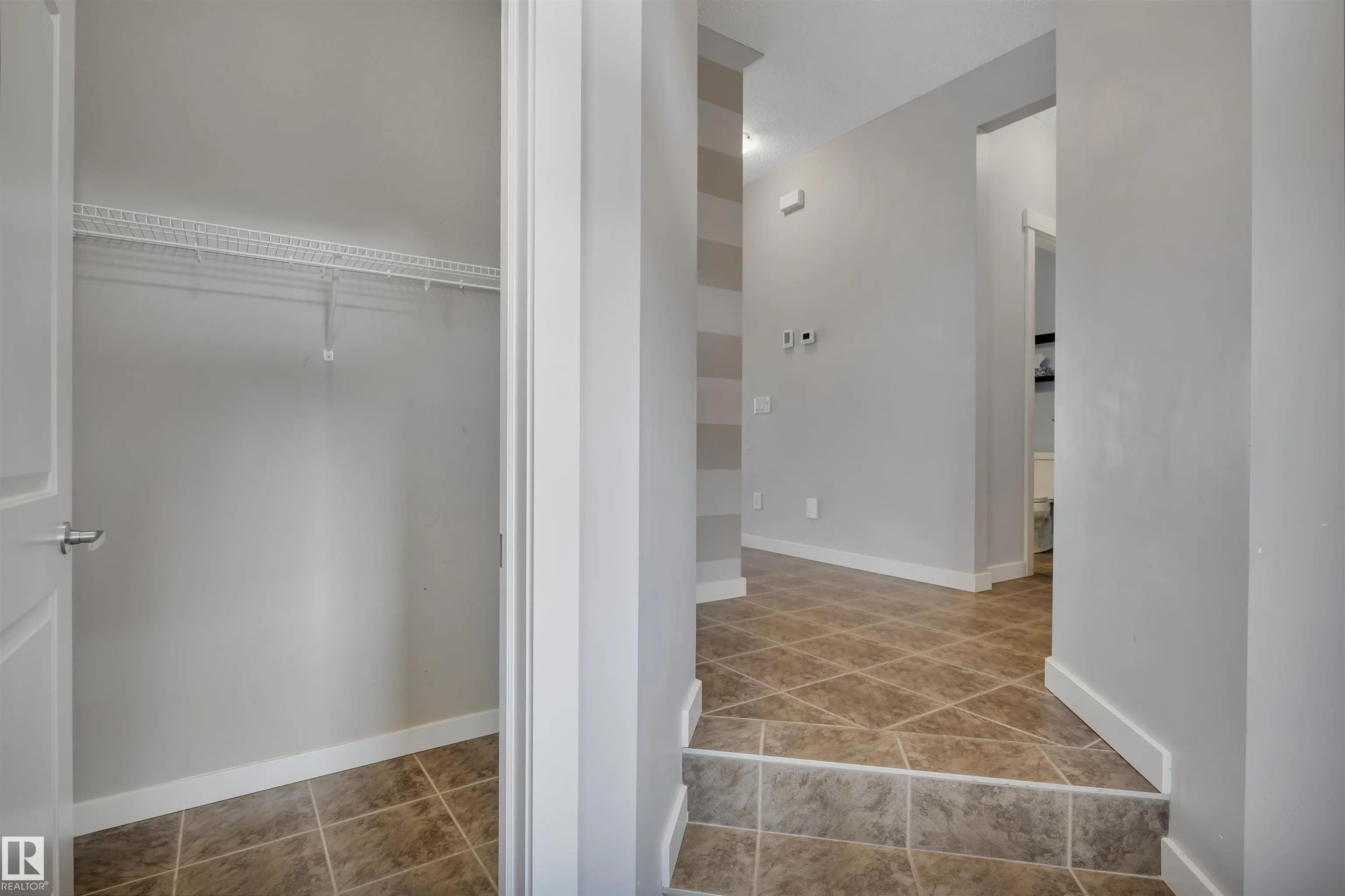 237 SHEPPARD Circle