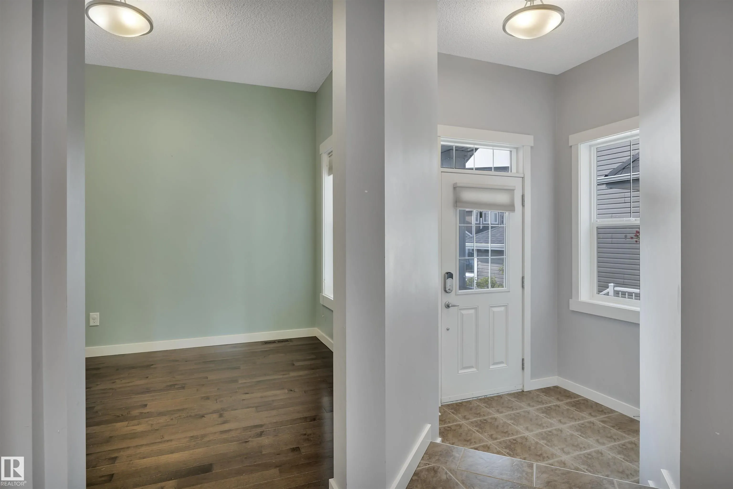 237 SHEPPARD Circle