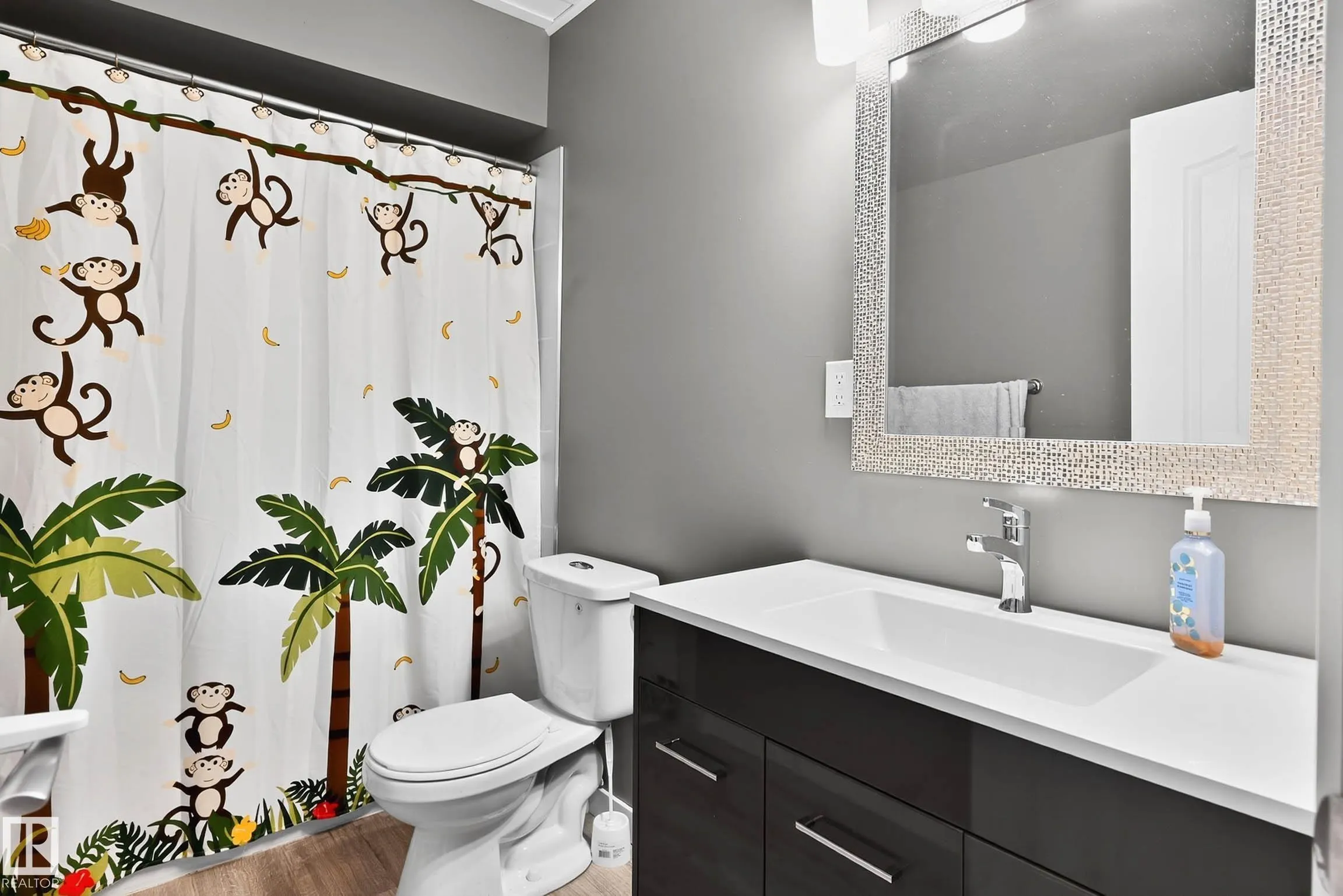 237 SHEPPARD Circle