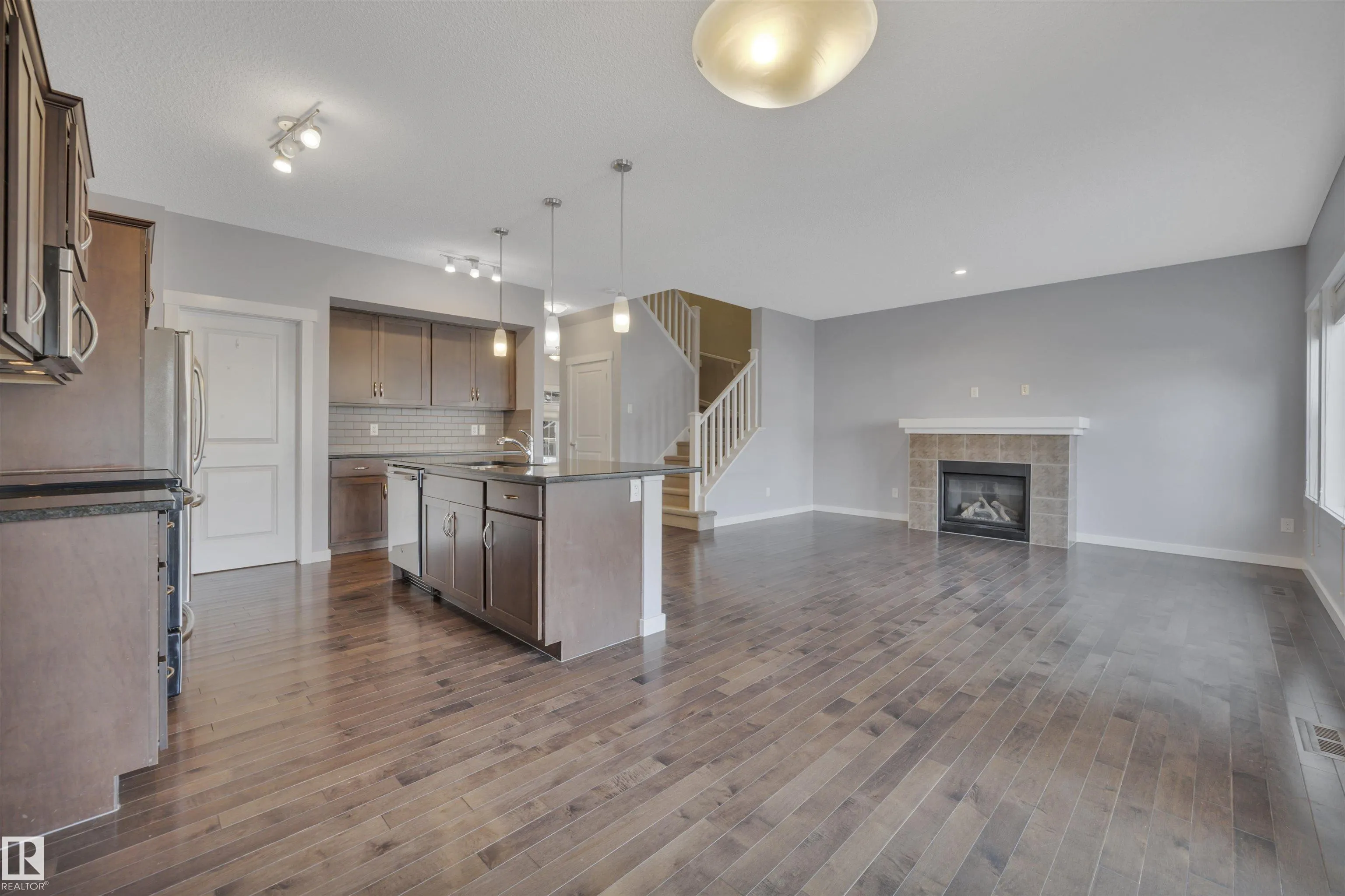 237 SHEPPARD Circle