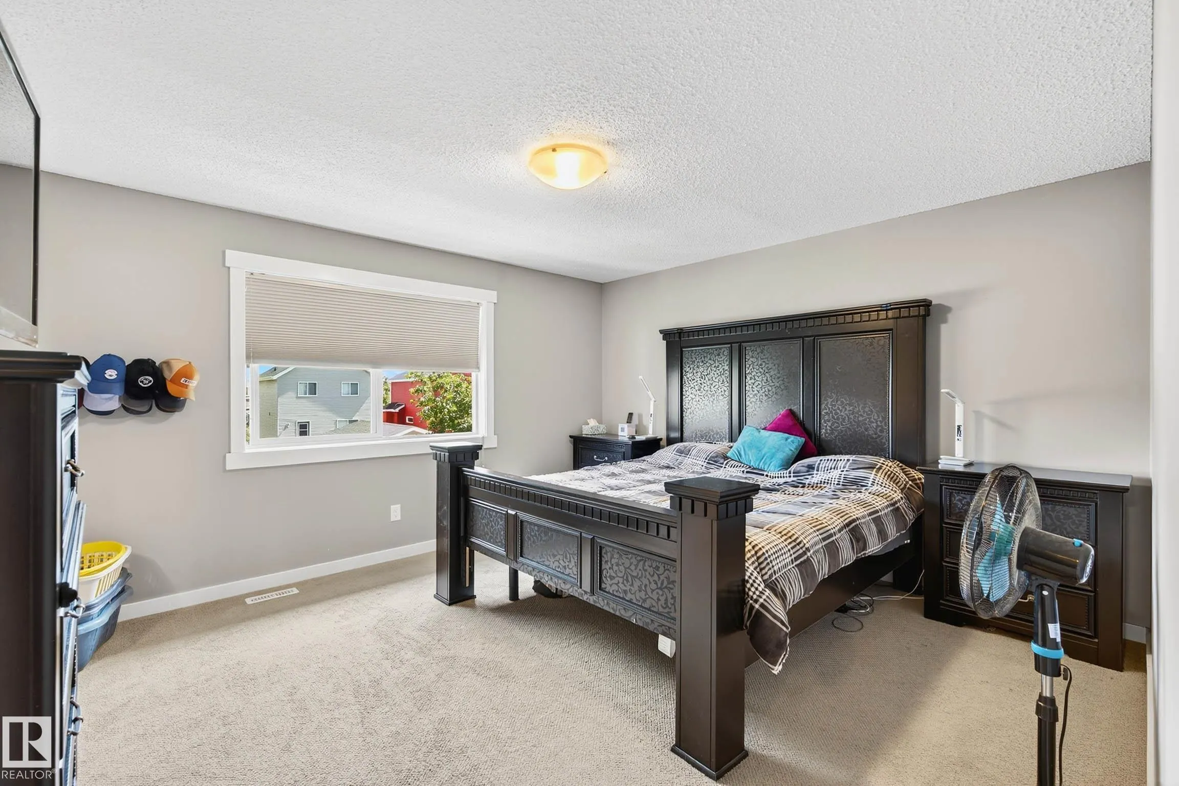 237 SHEPPARD Circle