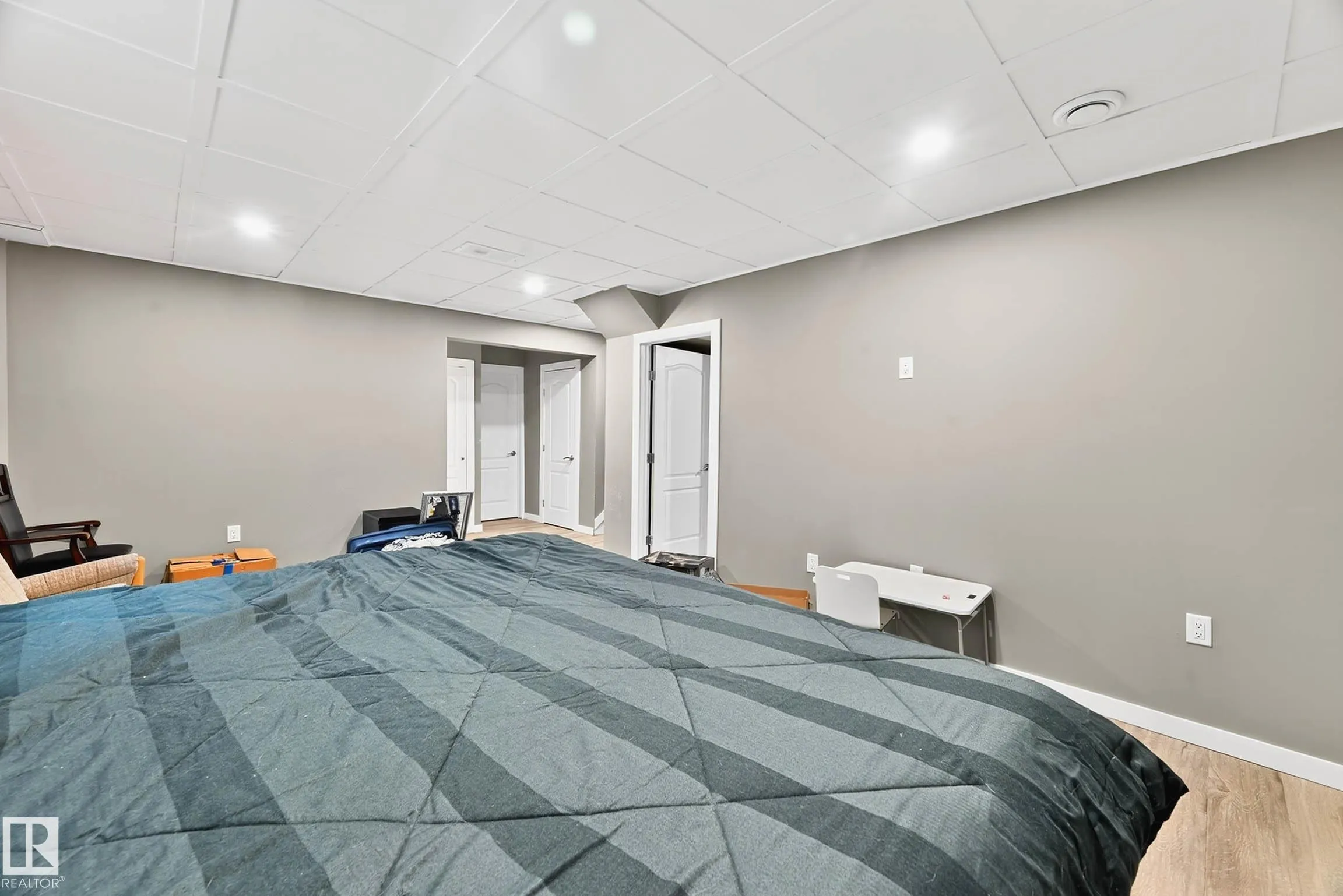237 SHEPPARD Circle