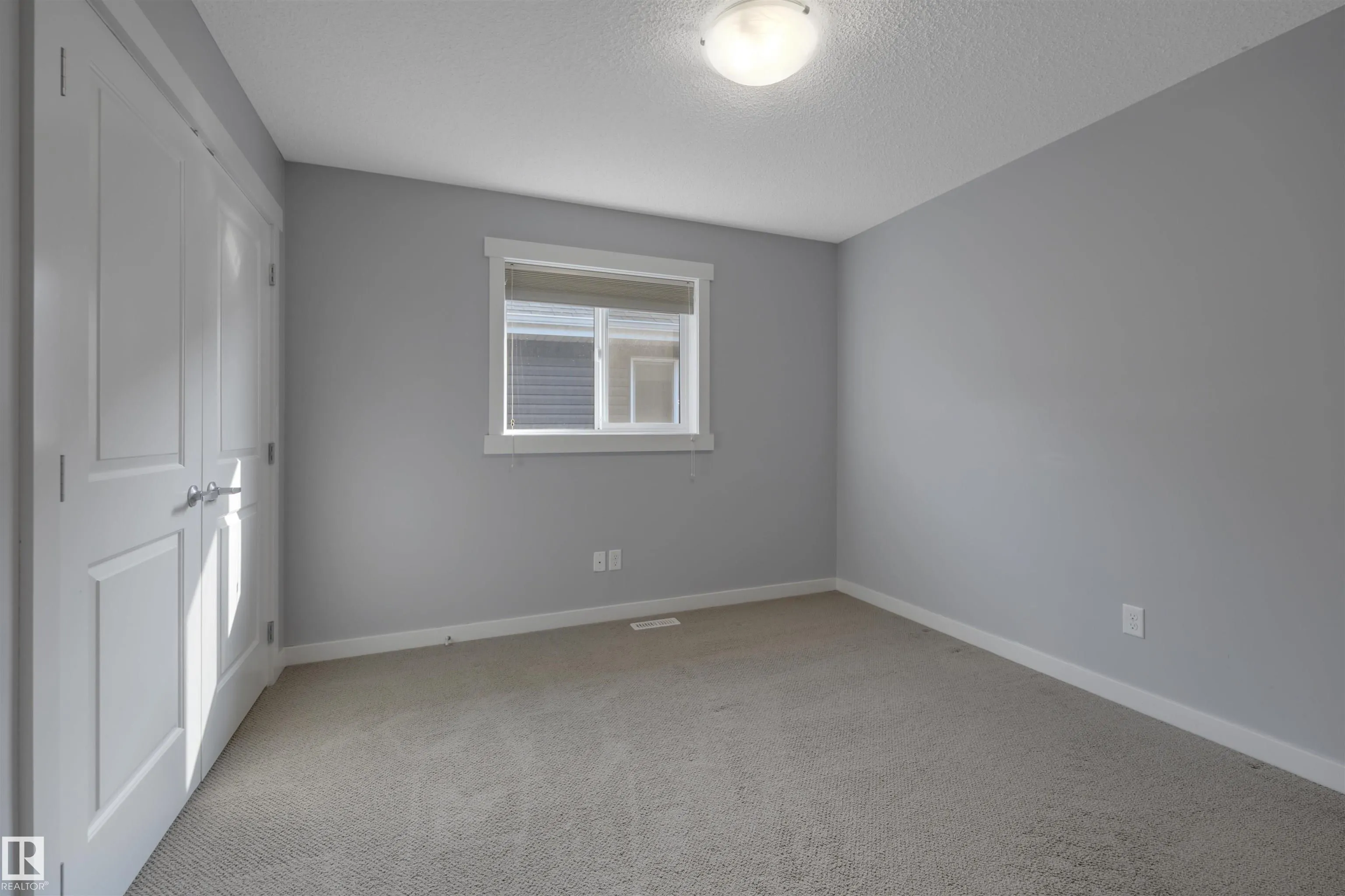 237 SHEPPARD Circle