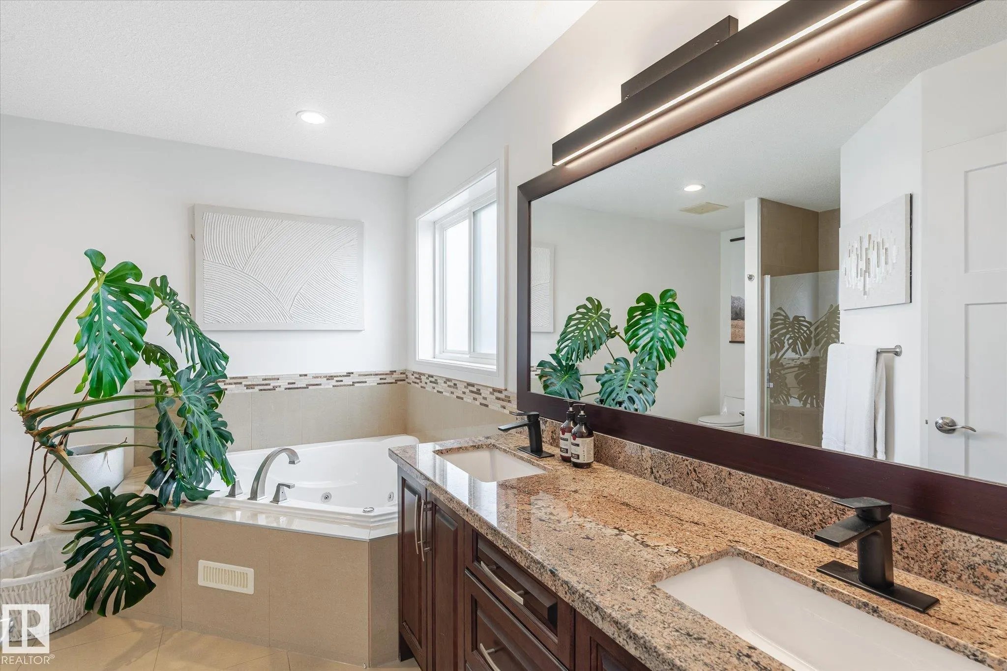 312 AVENA Link