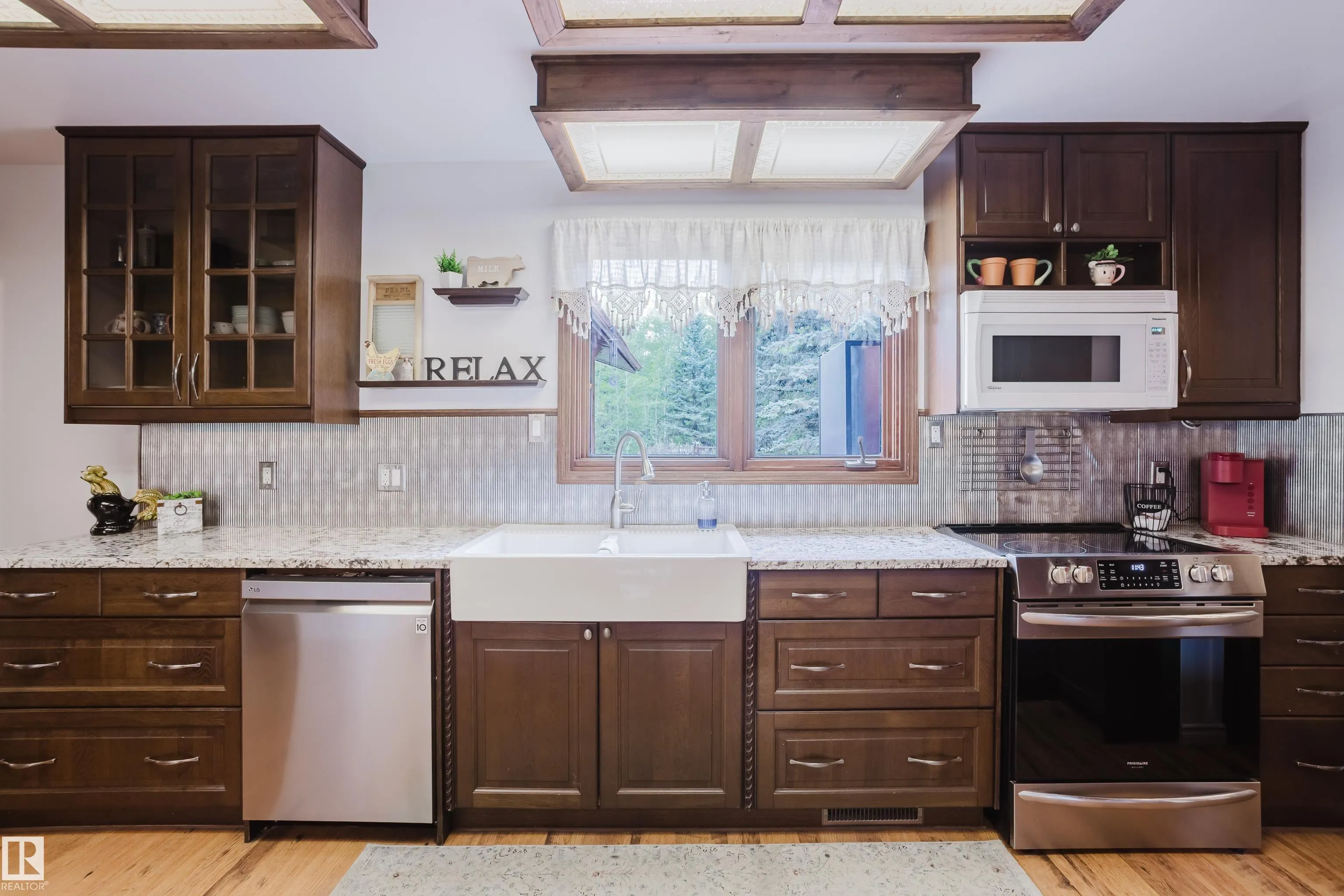 14 52215 RGE ROAD 270