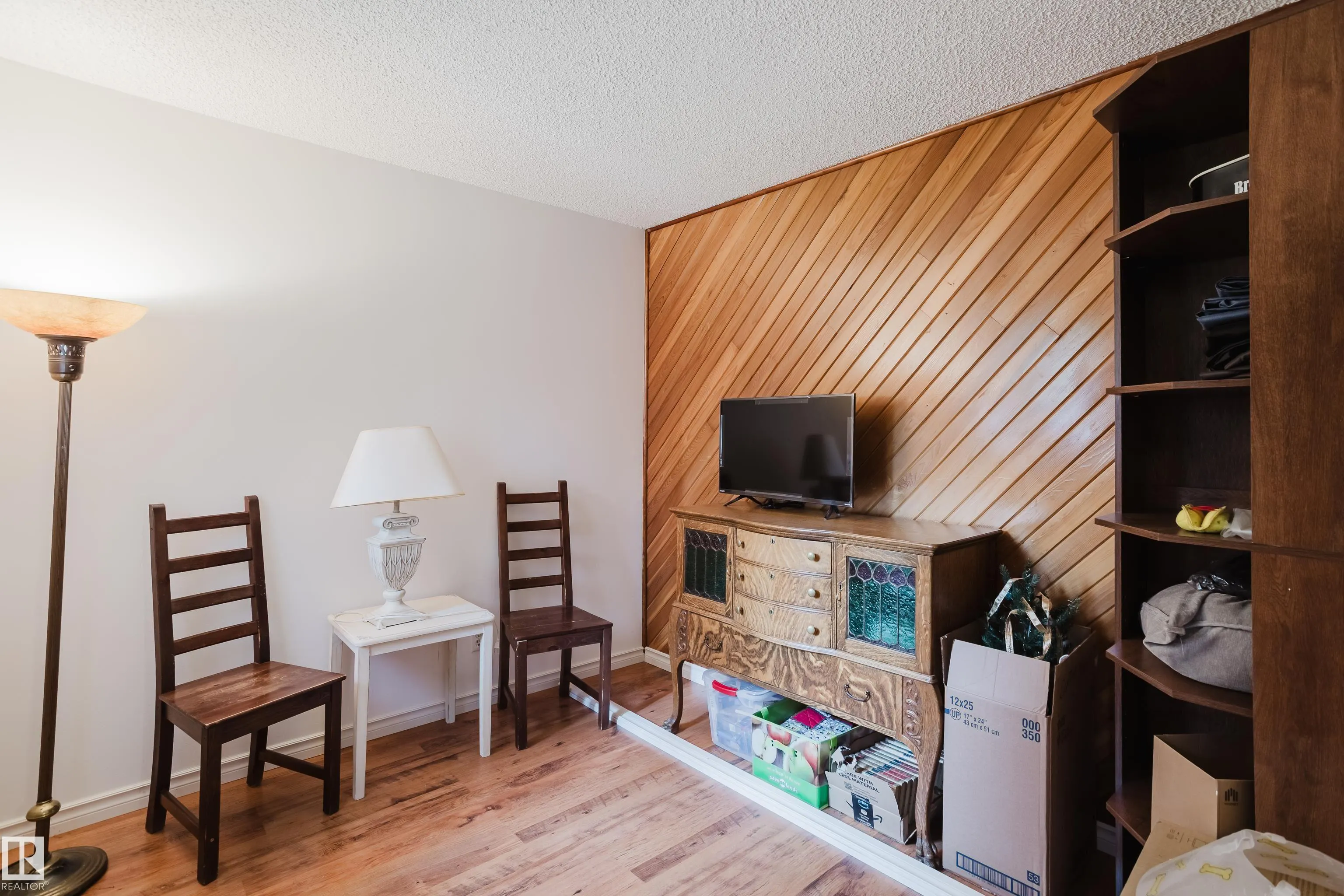 14 52215 RGE ROAD 270