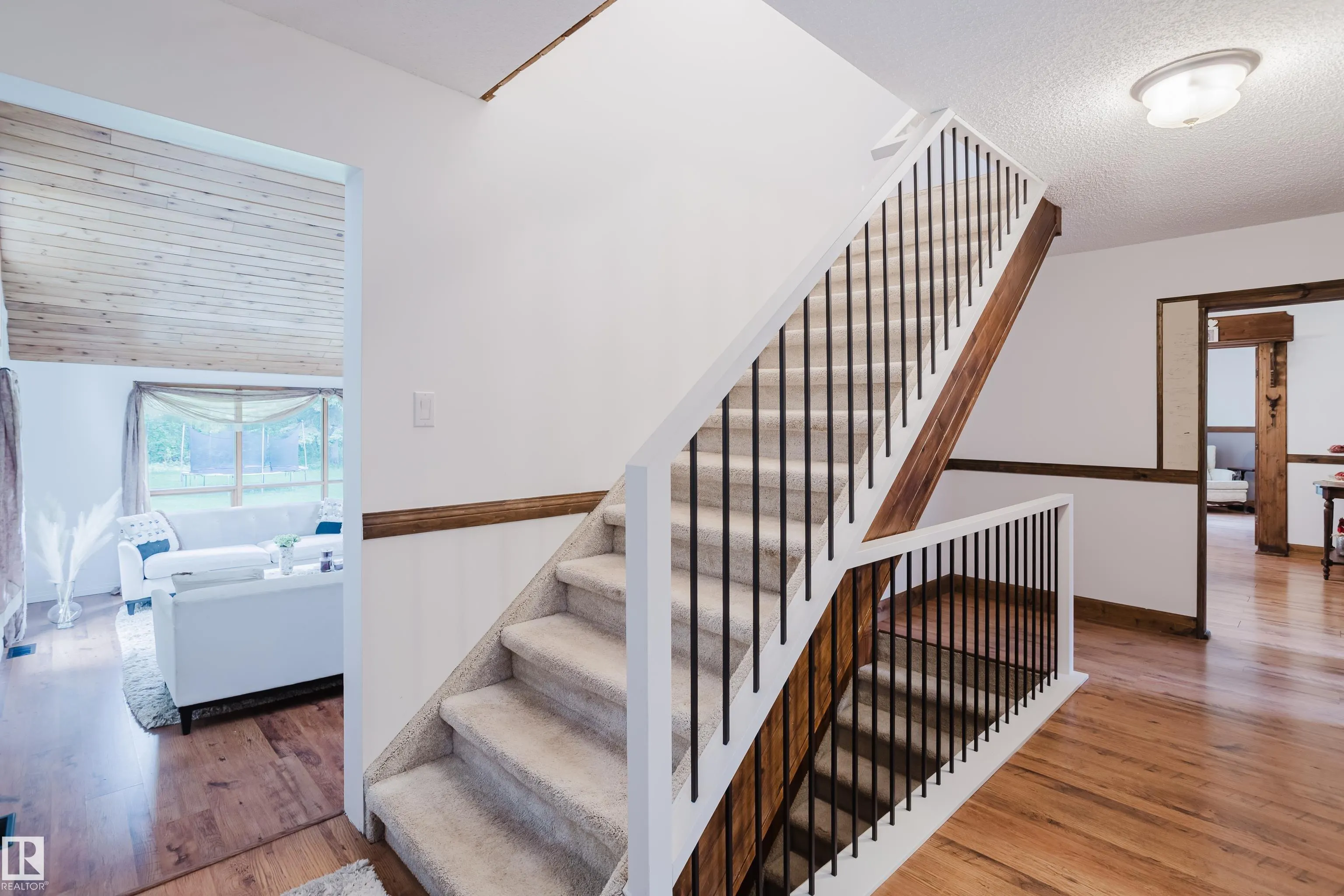 14 52215 RGE ROAD 270