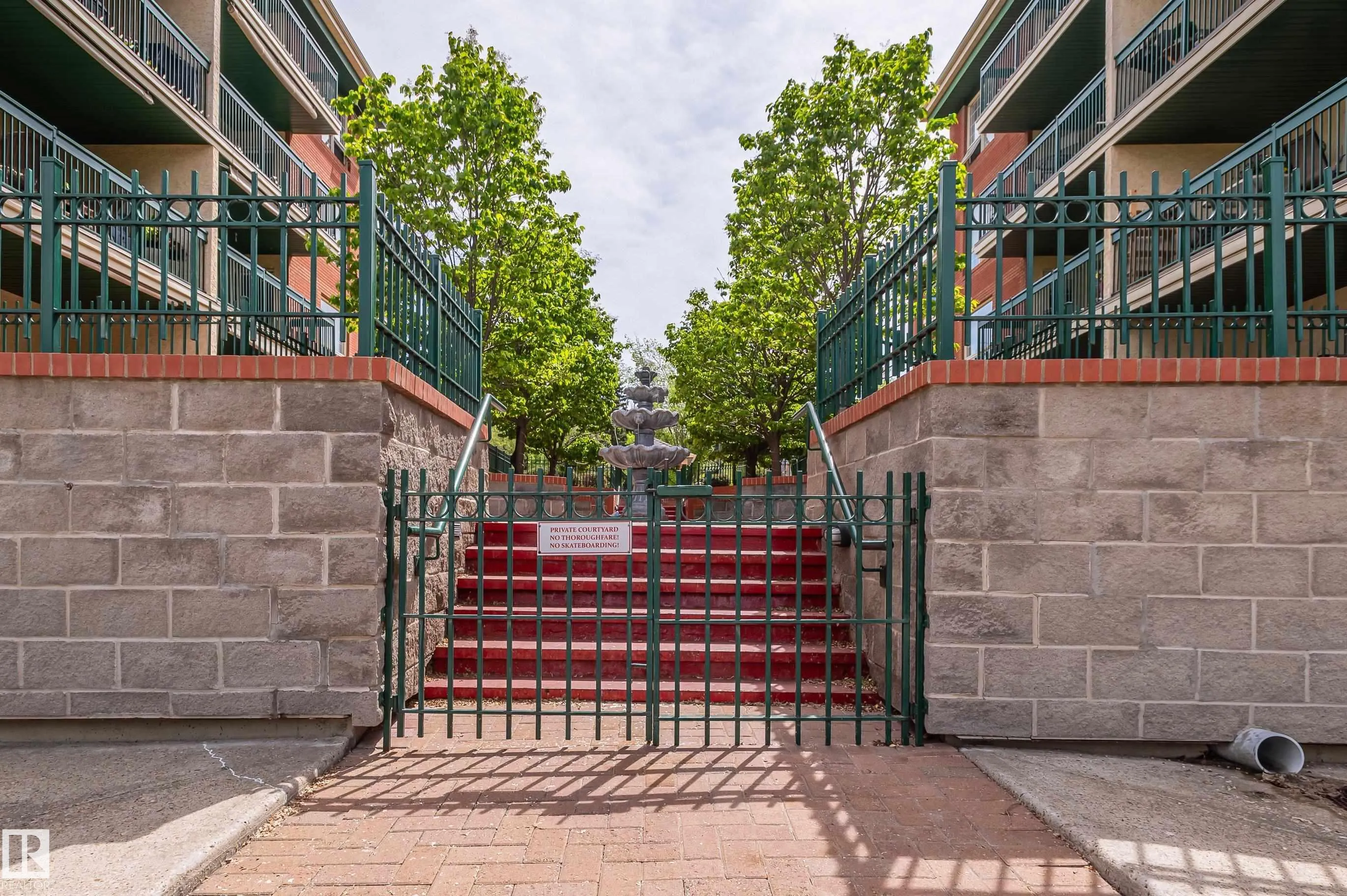 37 SIR WINSTON CHURCHILL Avenue