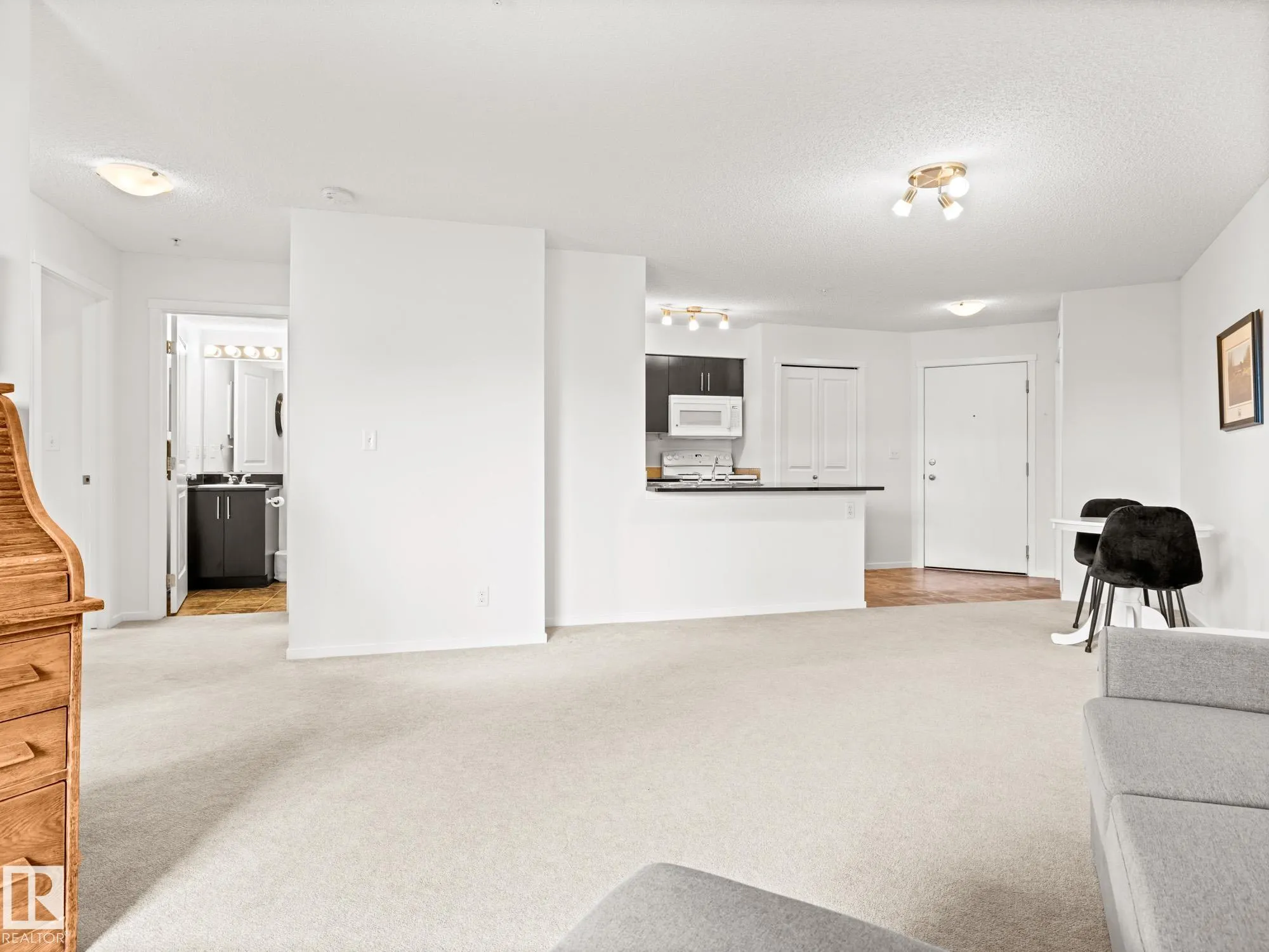 3207 JAMES MOWATT Trail